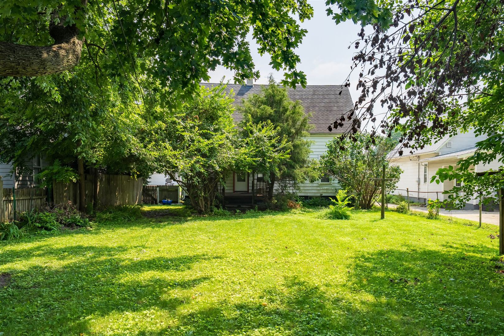 1405 W Mulberry Street, Bloomington, IL 61701