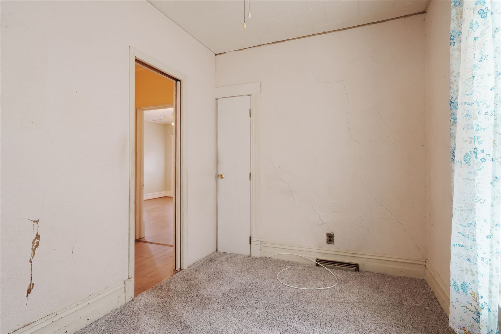 1405 W Mulberry Street, Bloomington, IL 61701