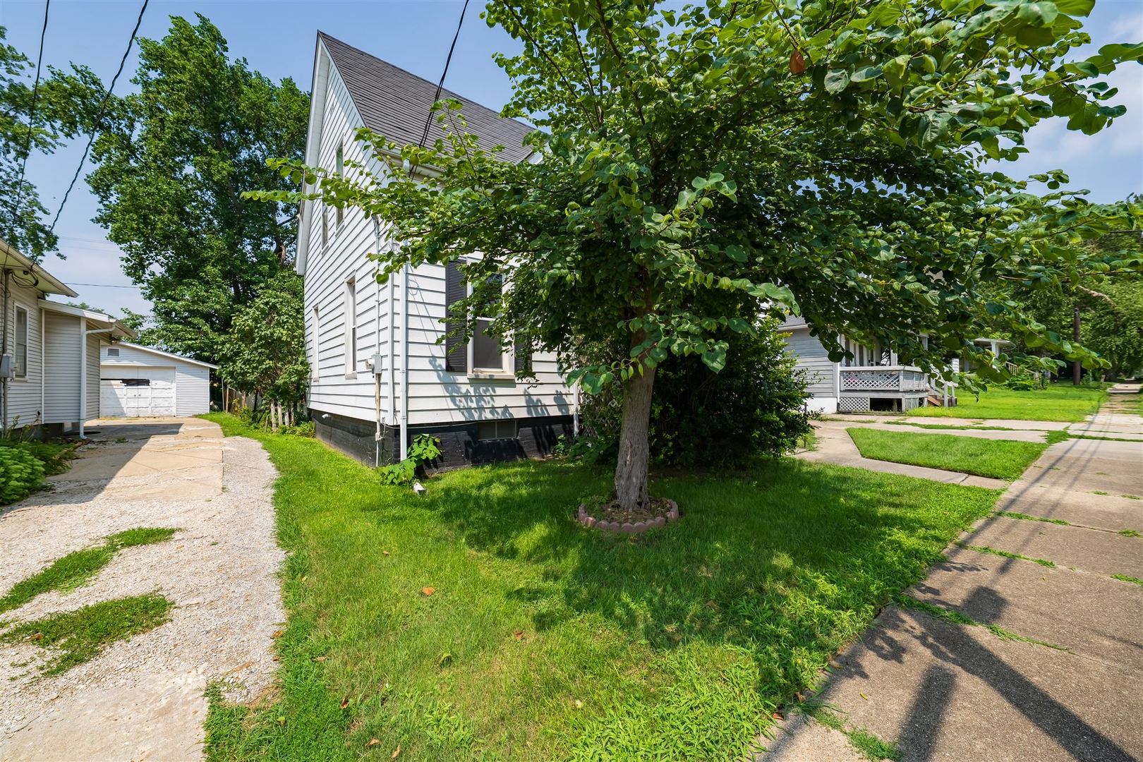 1405 W Mulberry Street, Bloomington, IL 61701