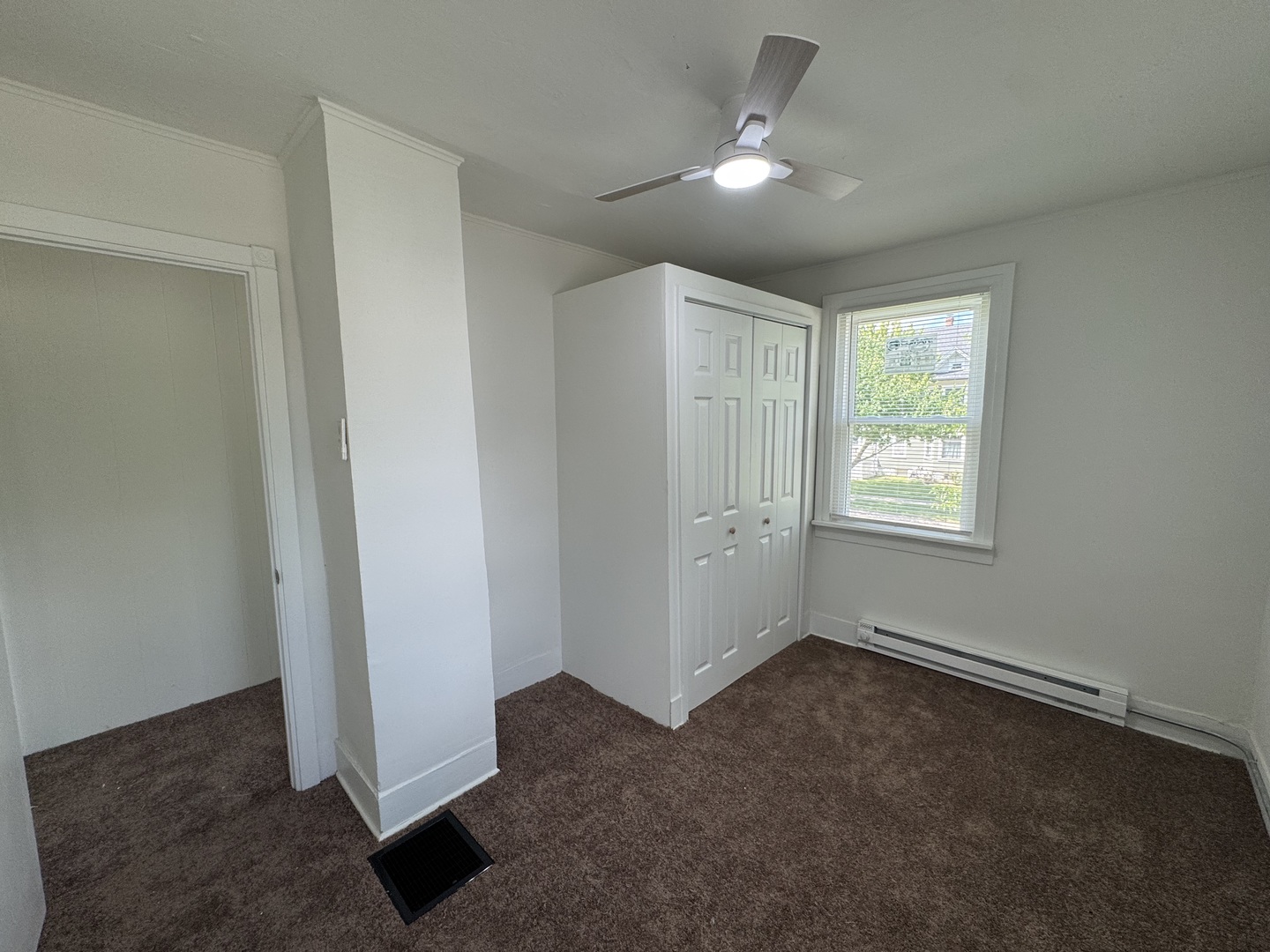 526 N 8th Street, Rochelle, IL 61068