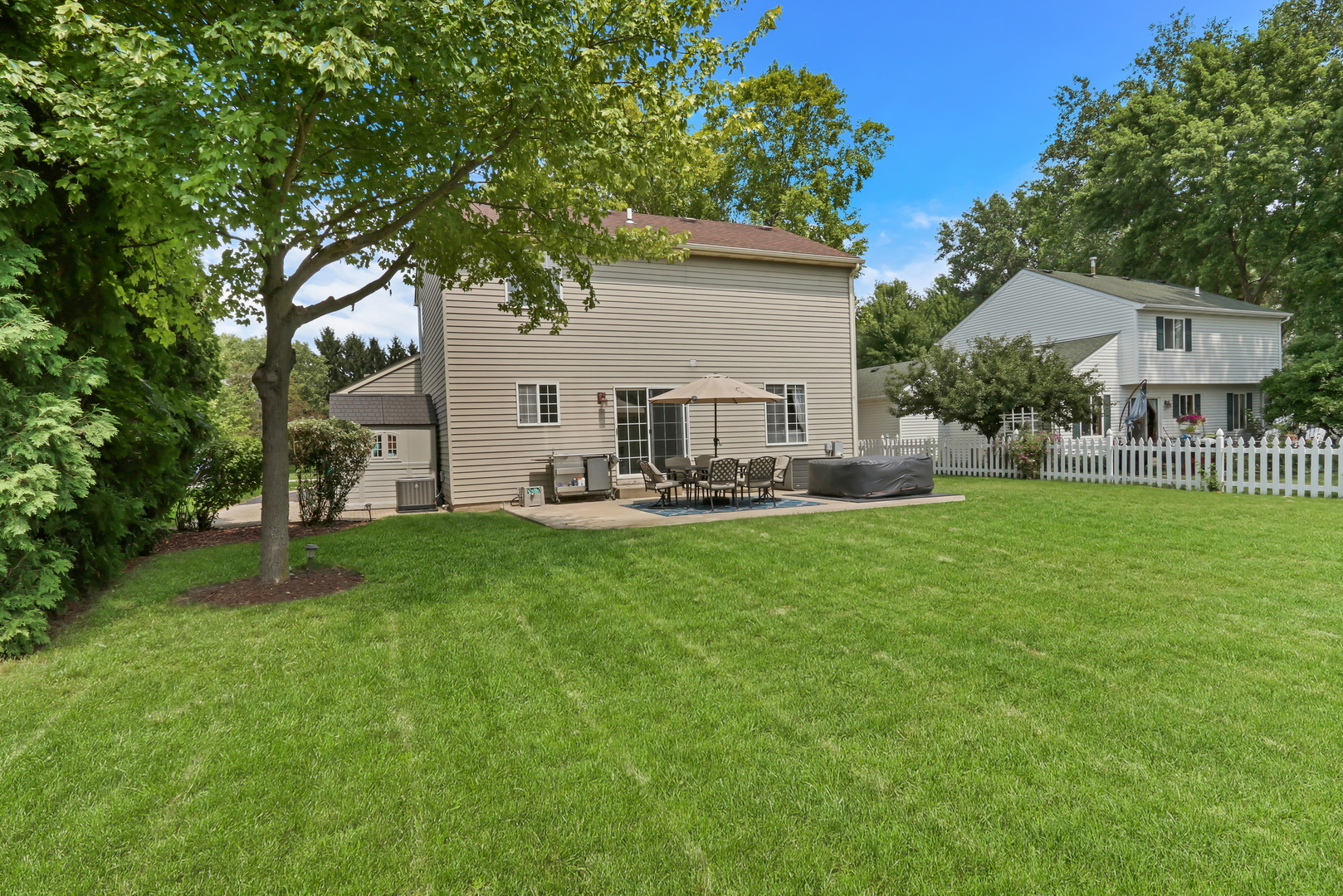 8215 Balsam Court, Fox Lake, IL 60020