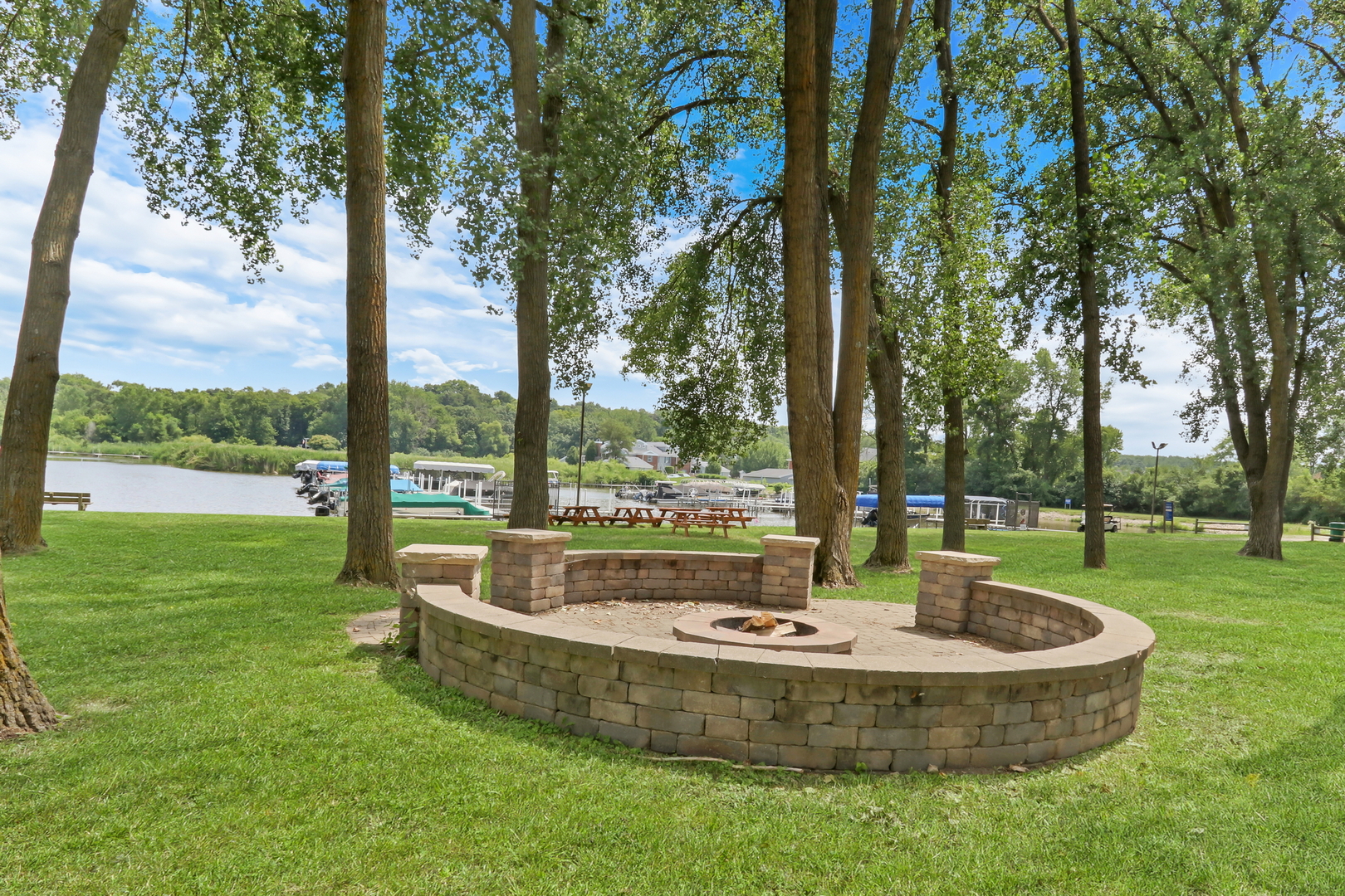 8215 Balsam Court, Fox Lake, IL 60020
