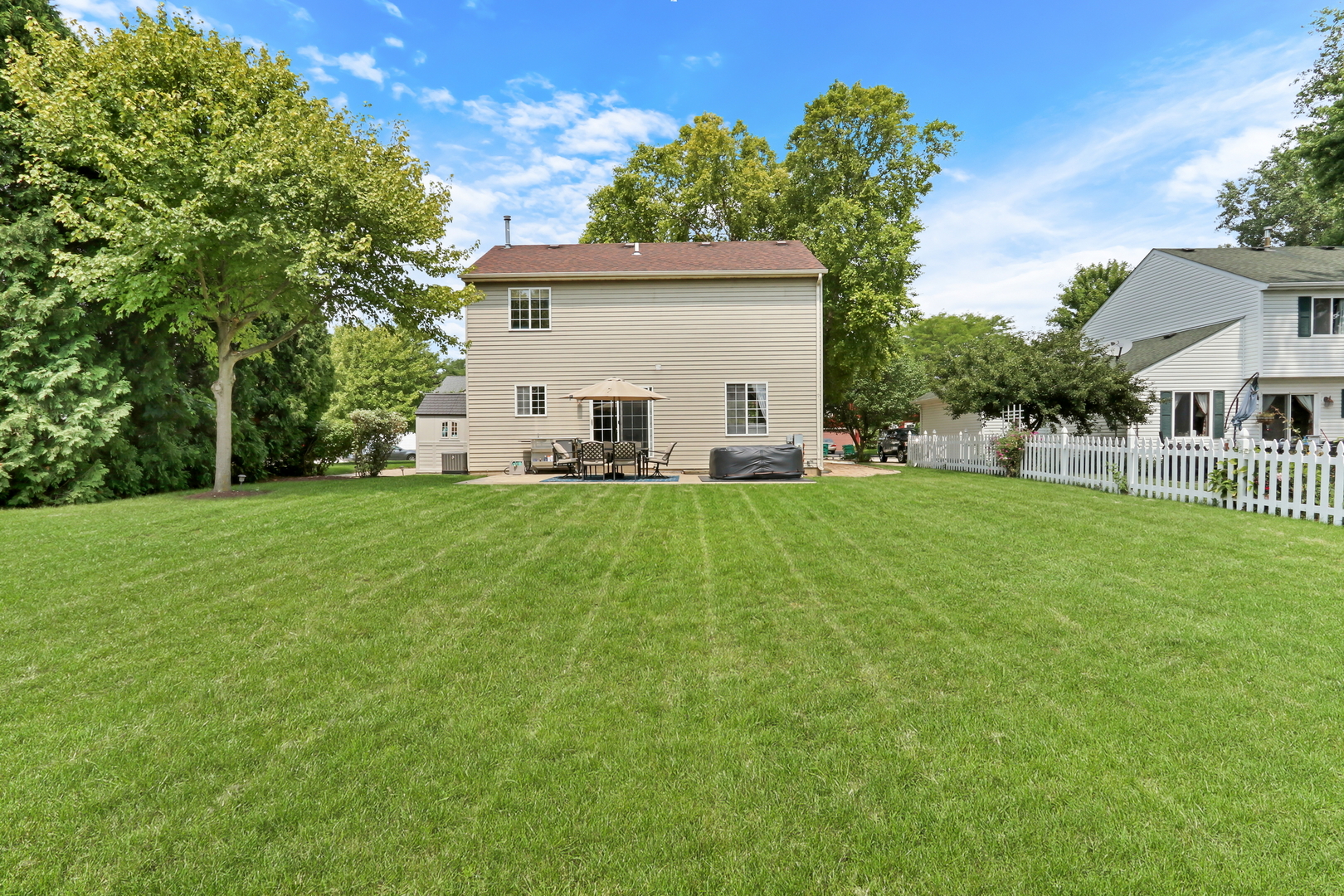 8215 Balsam Court, Fox Lake, IL 60020