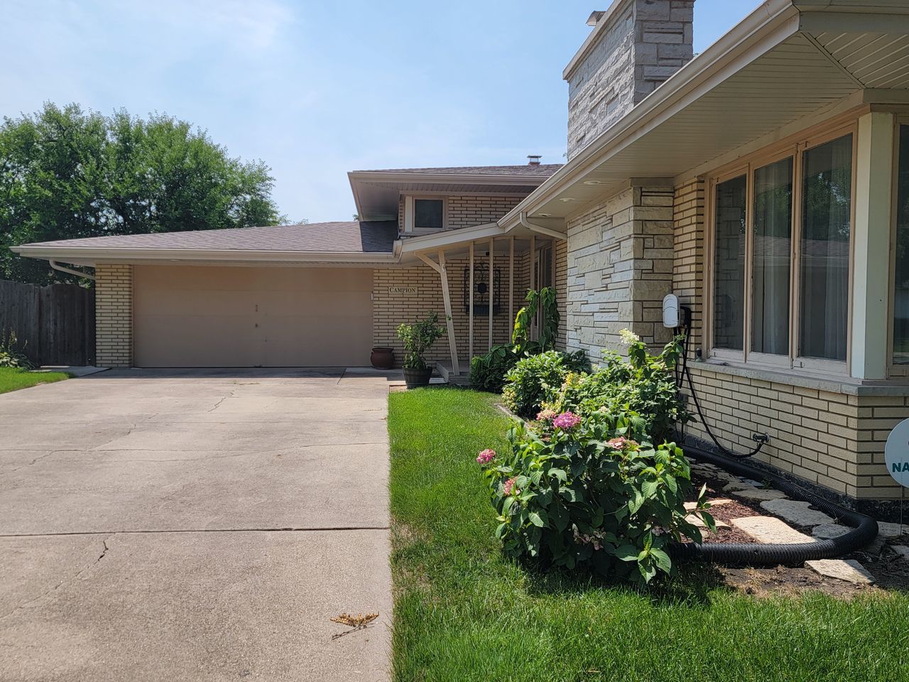 6715 W Wyandot Drive, Palos Heights, IL 60463