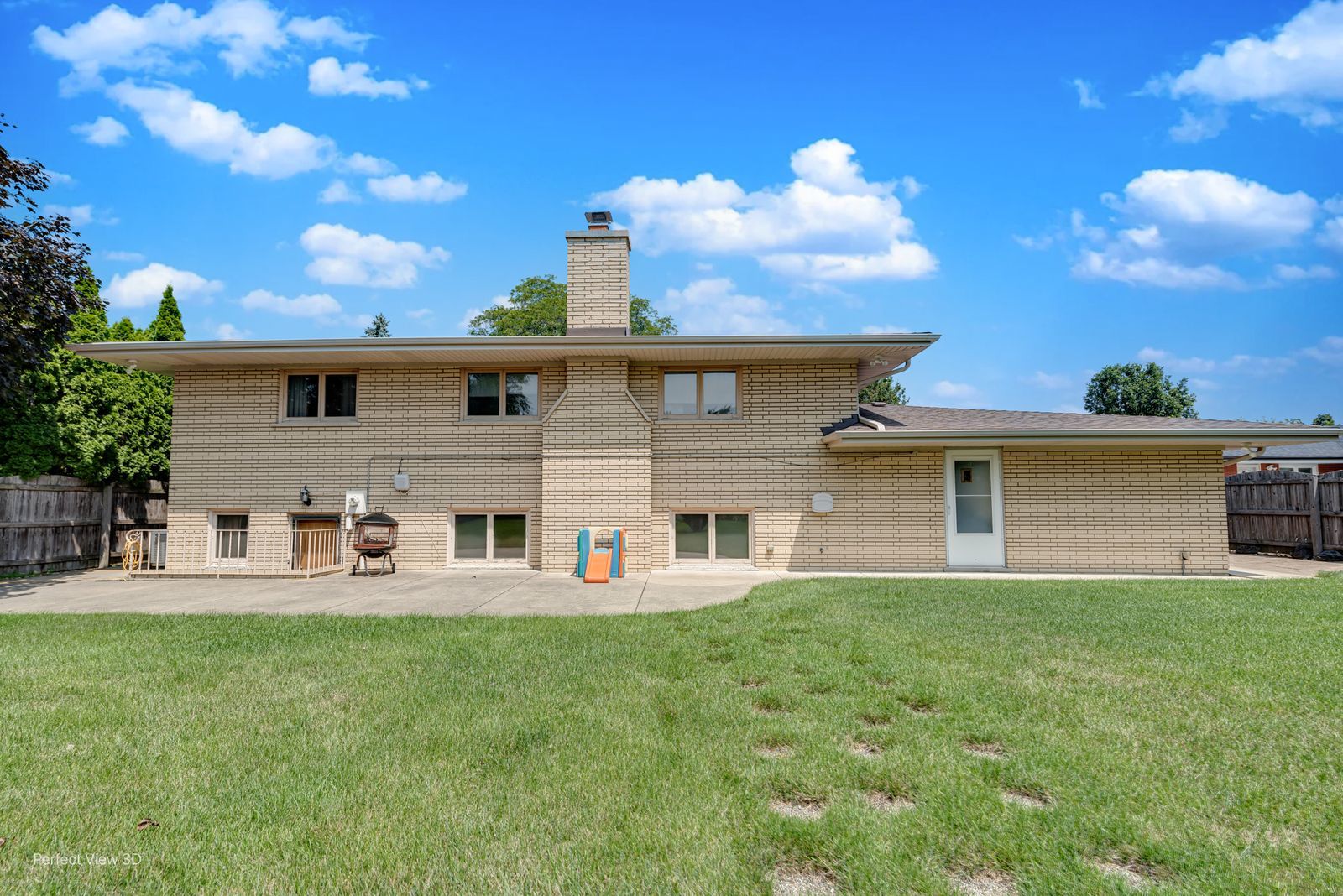 6715 W Wyandot Drive, Palos Heights, IL 60463