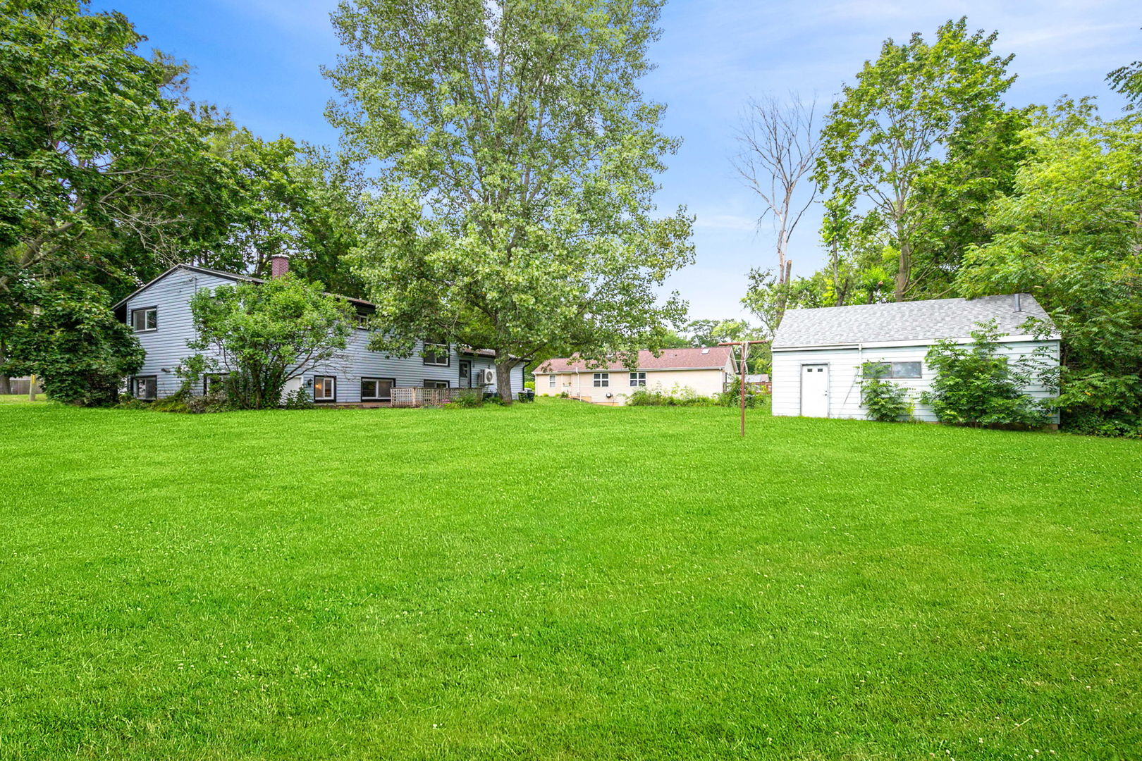 35663 N Helendale Road, Ingleside, IL 60041