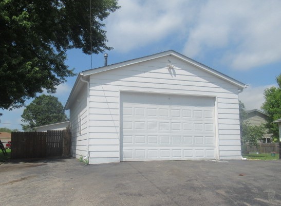 116 West Street, Kingston, IL 60145