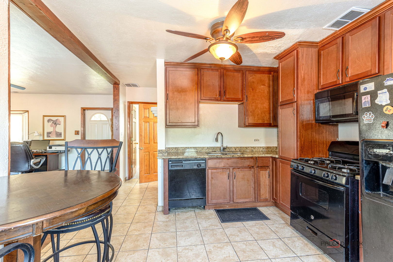 2010 S 16th Avenue, Broadview, IL 60155