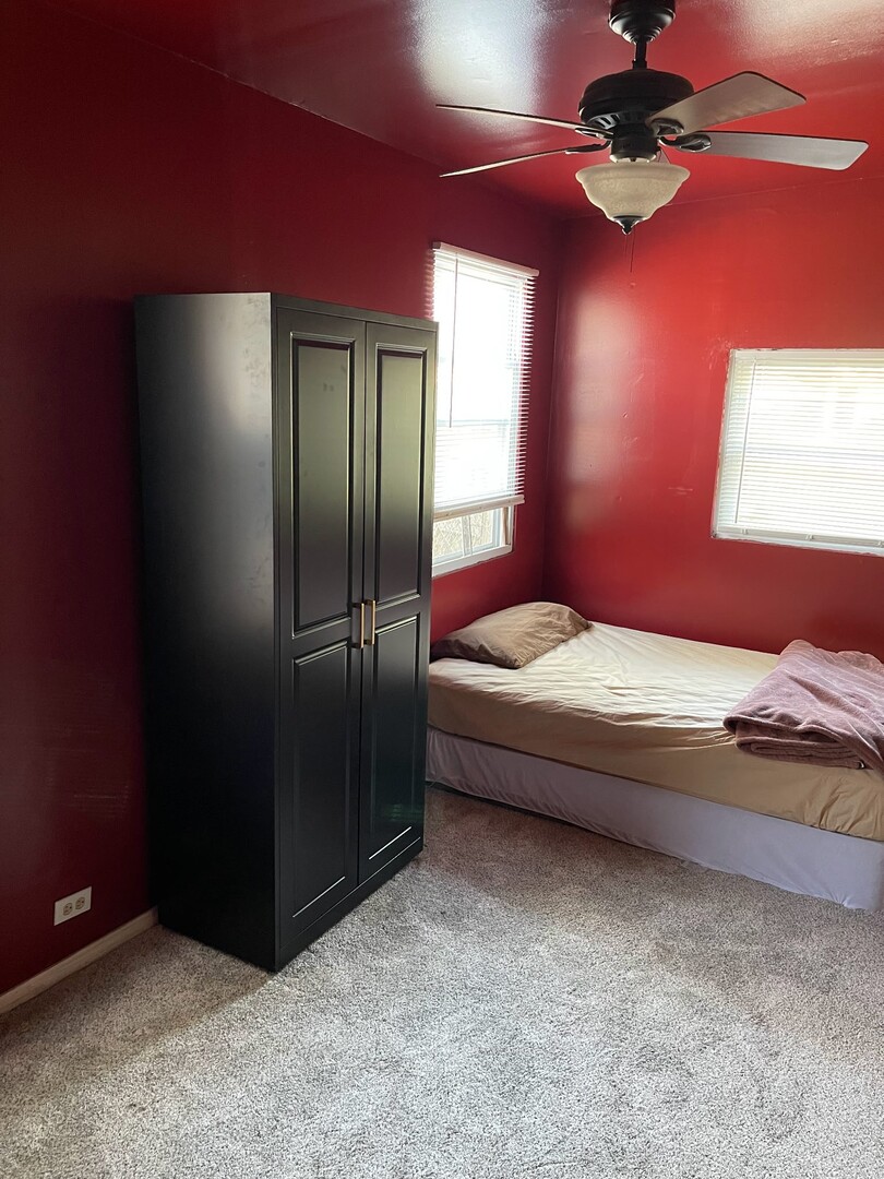 2010 S 16th Avenue, Broadview, IL 60155