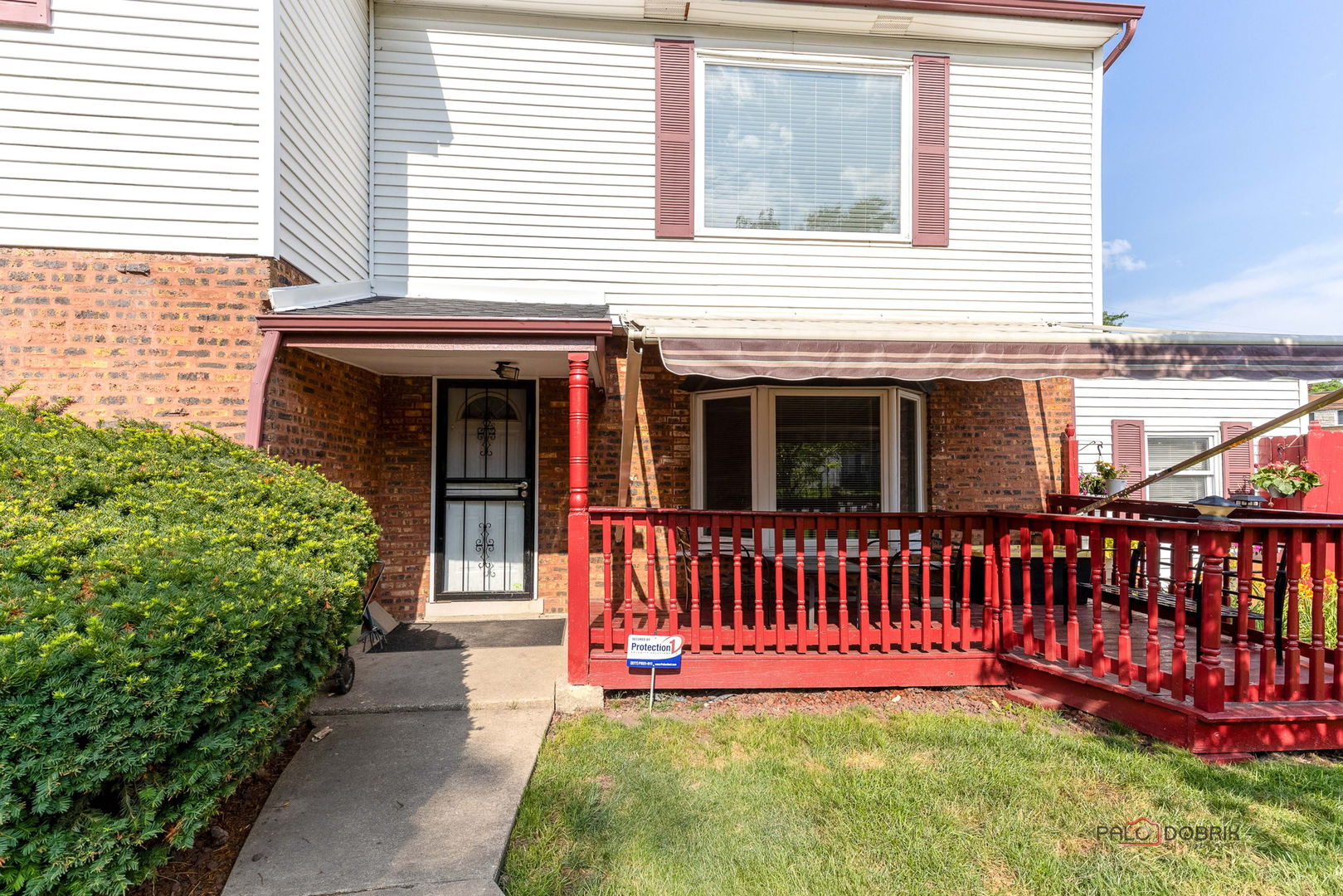 2010 S 16th Avenue, Broadview, IL 60155