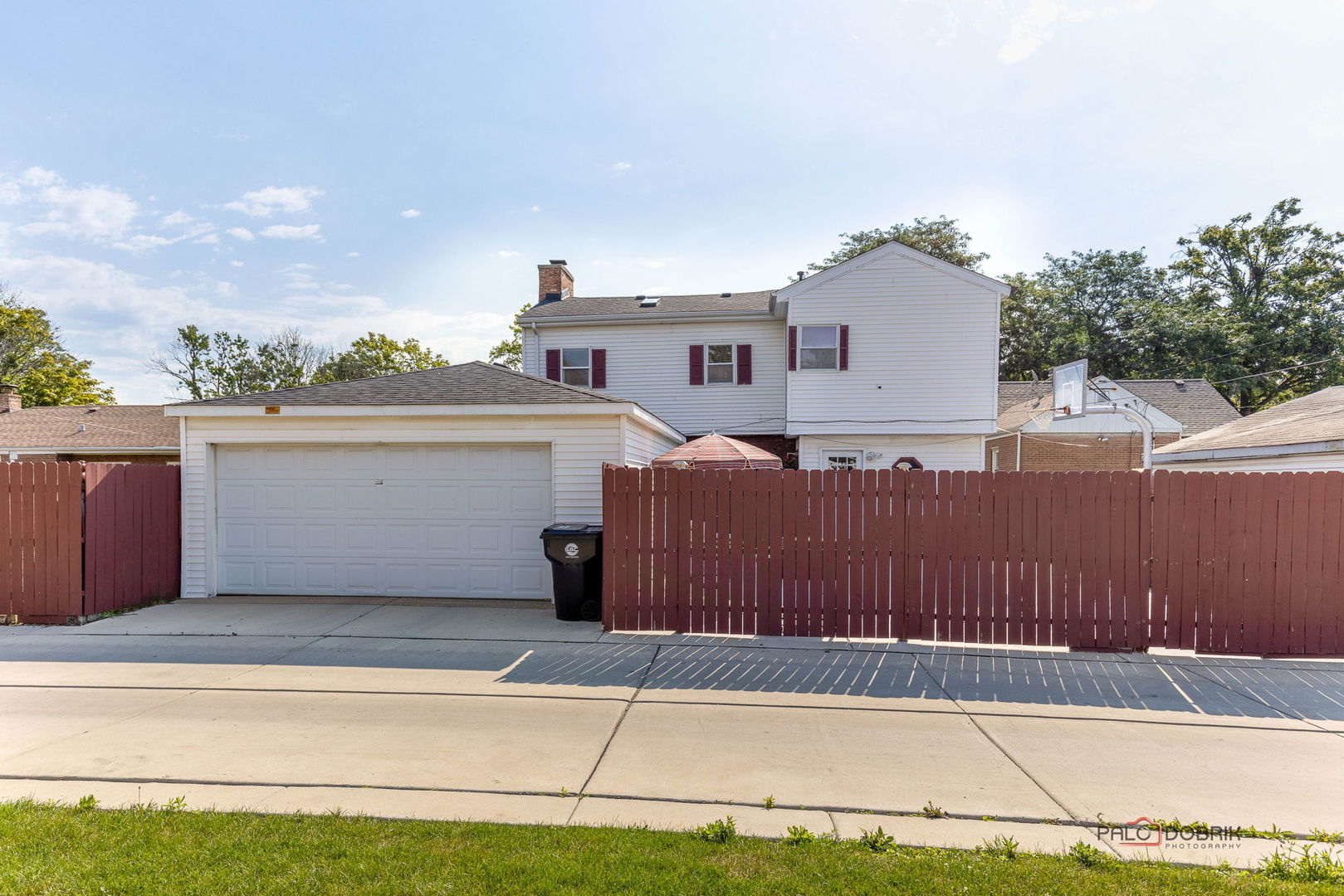 2010 S 16th Avenue, Broadview, IL 60155