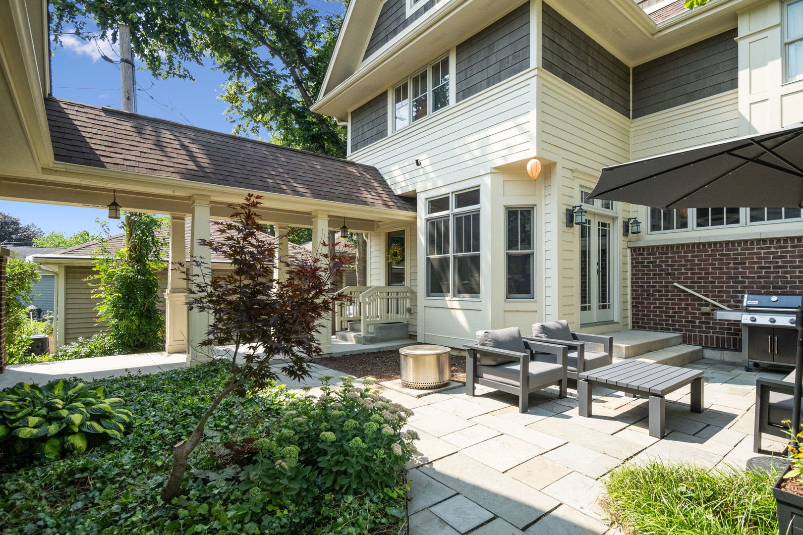 610 Hammerschmidt Avenue, Lombard, IL 60148