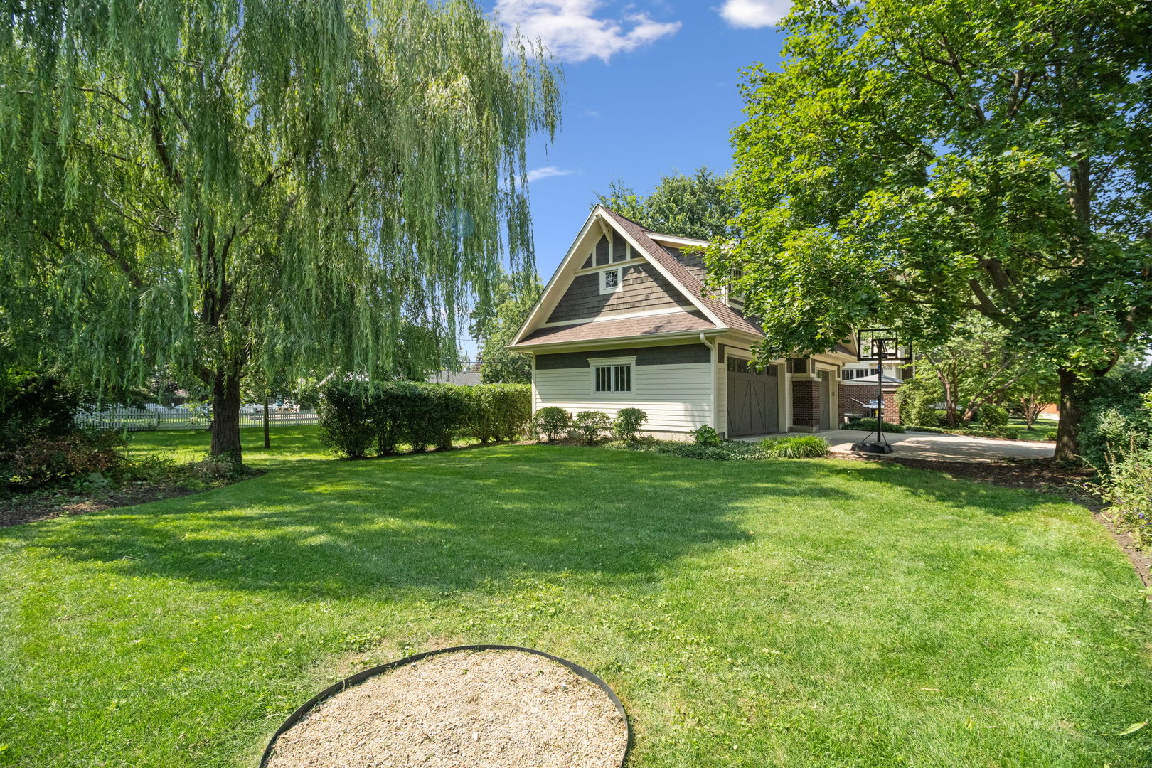 610 Hammerschmidt Avenue, Lombard, IL 60148