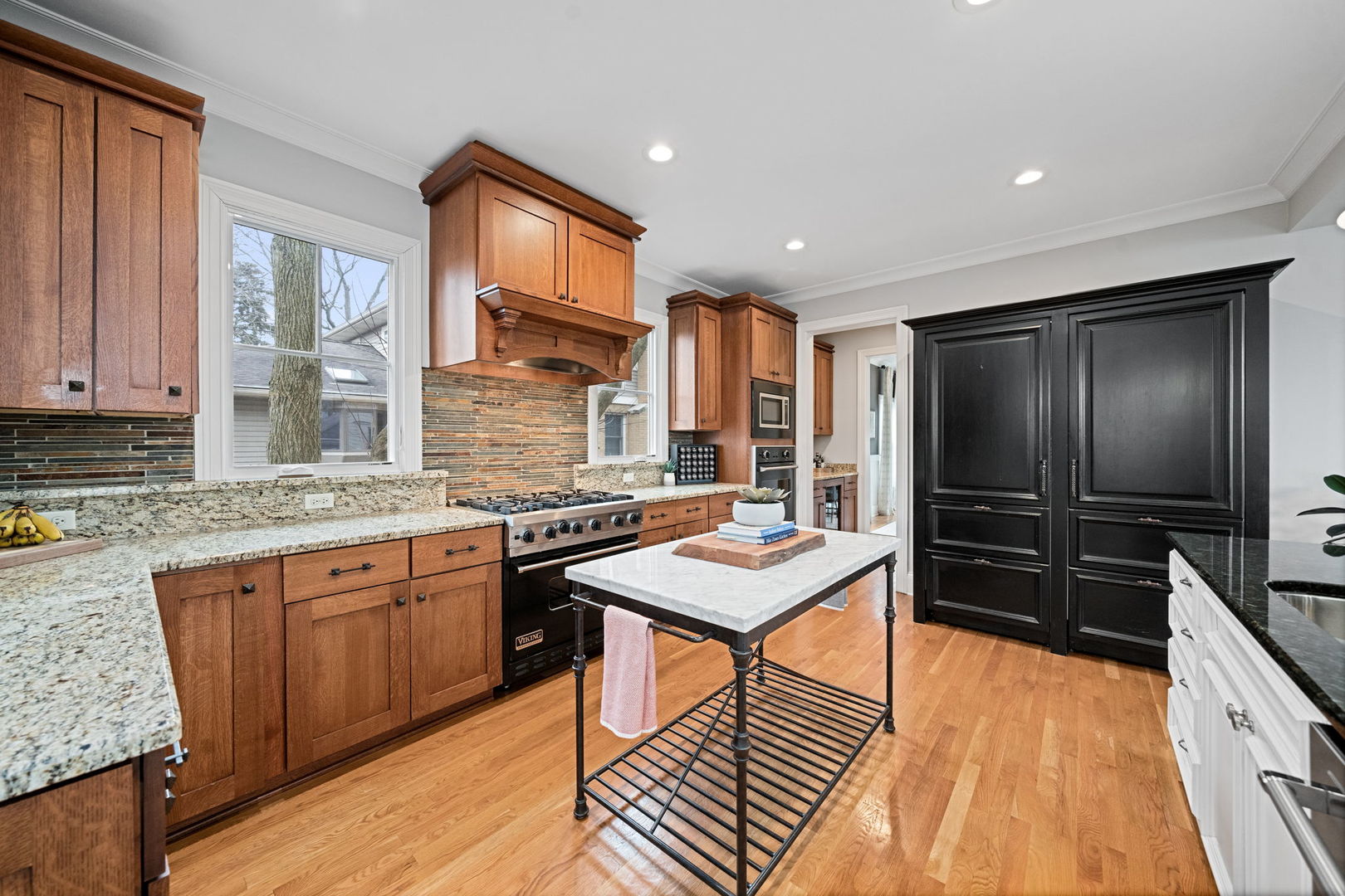 610 Hammerschmidt Avenue, Lombard, IL 60148