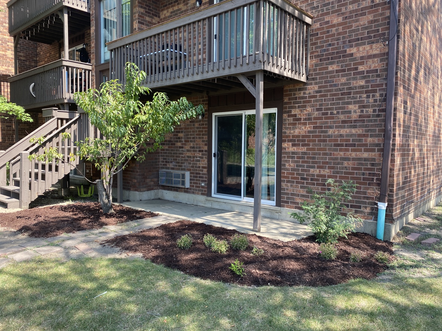 29W542 Country Ridge Drive #B, Warrenville, IL 60555
