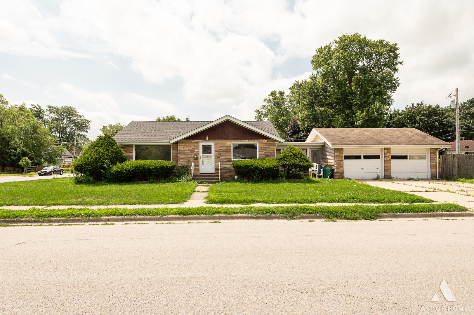 851 Washburn Street, Elgin, IL 60123