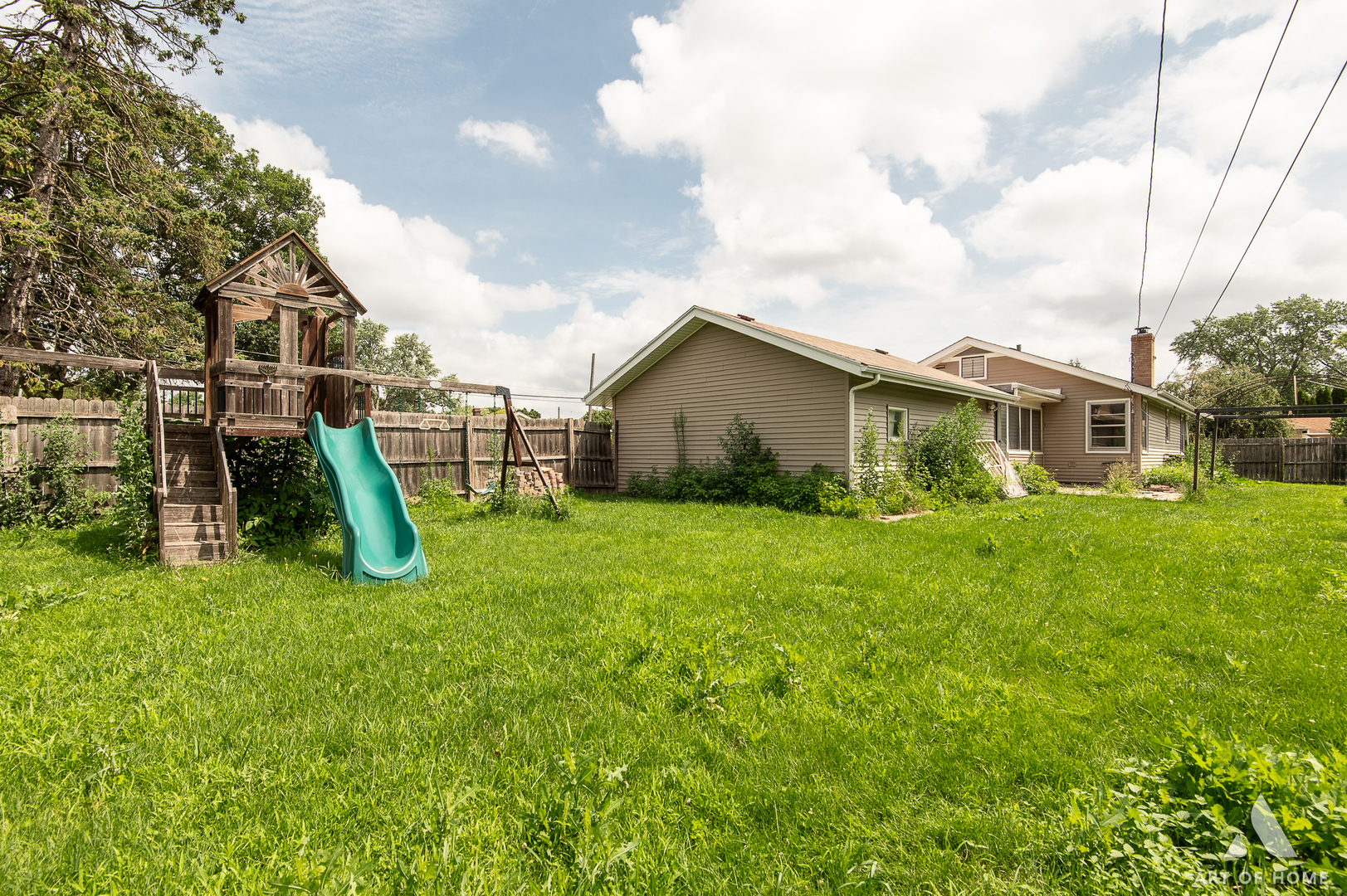 851 Washburn Street, Elgin, IL 60123