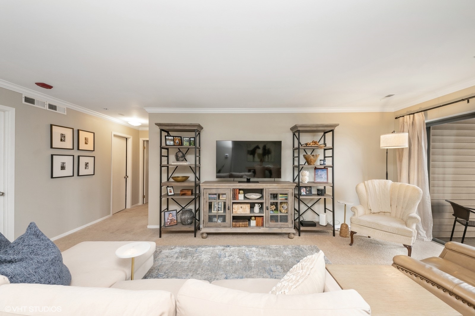 3030 Pheasant Creek Drive #207, Northbrook, IL 60062