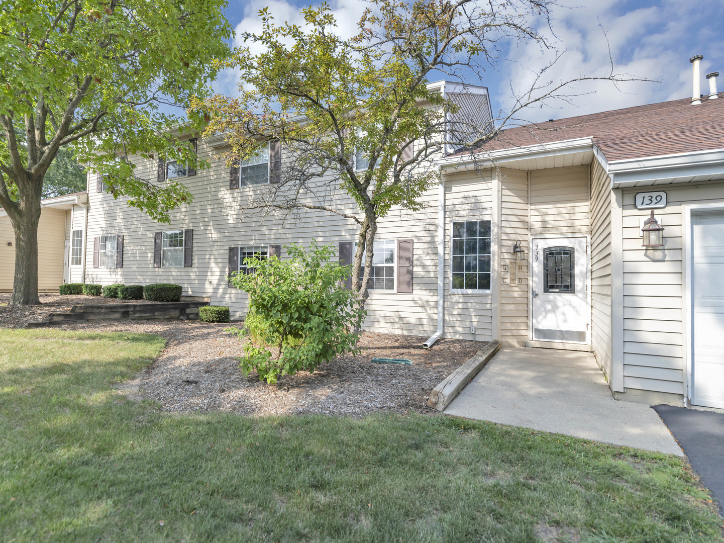139 N Park Boulevard #C, Streamwood, IL 60107