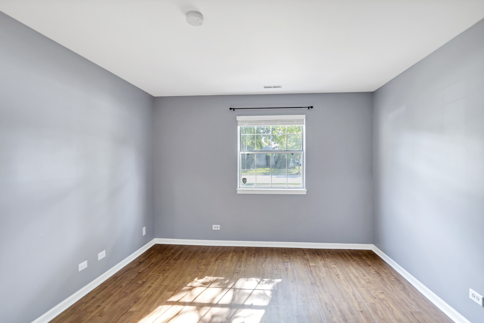 139 N Park Boulevard #C, Streamwood, IL 60107