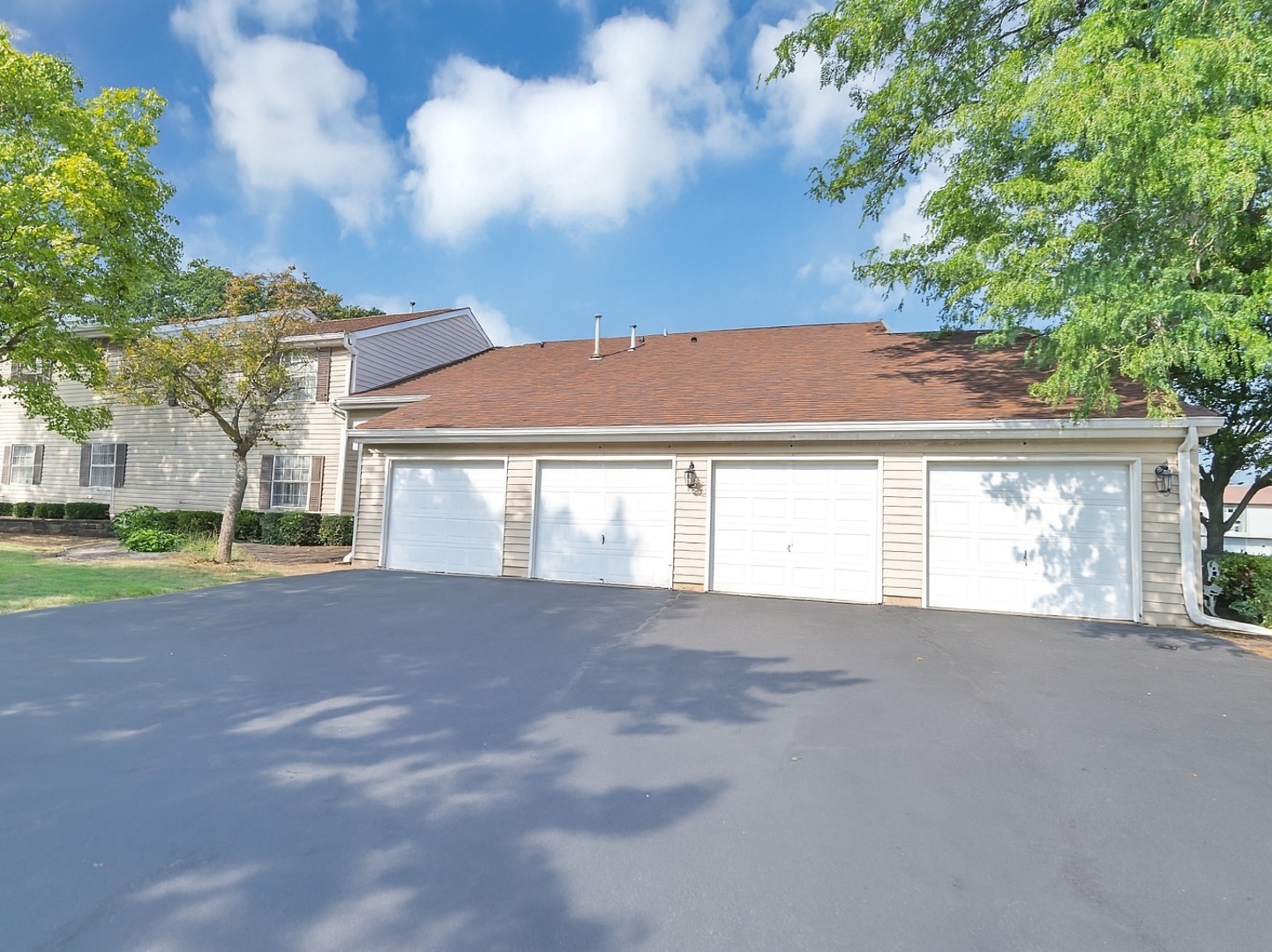 139 N Park Boulevard #C, Streamwood, IL 60107