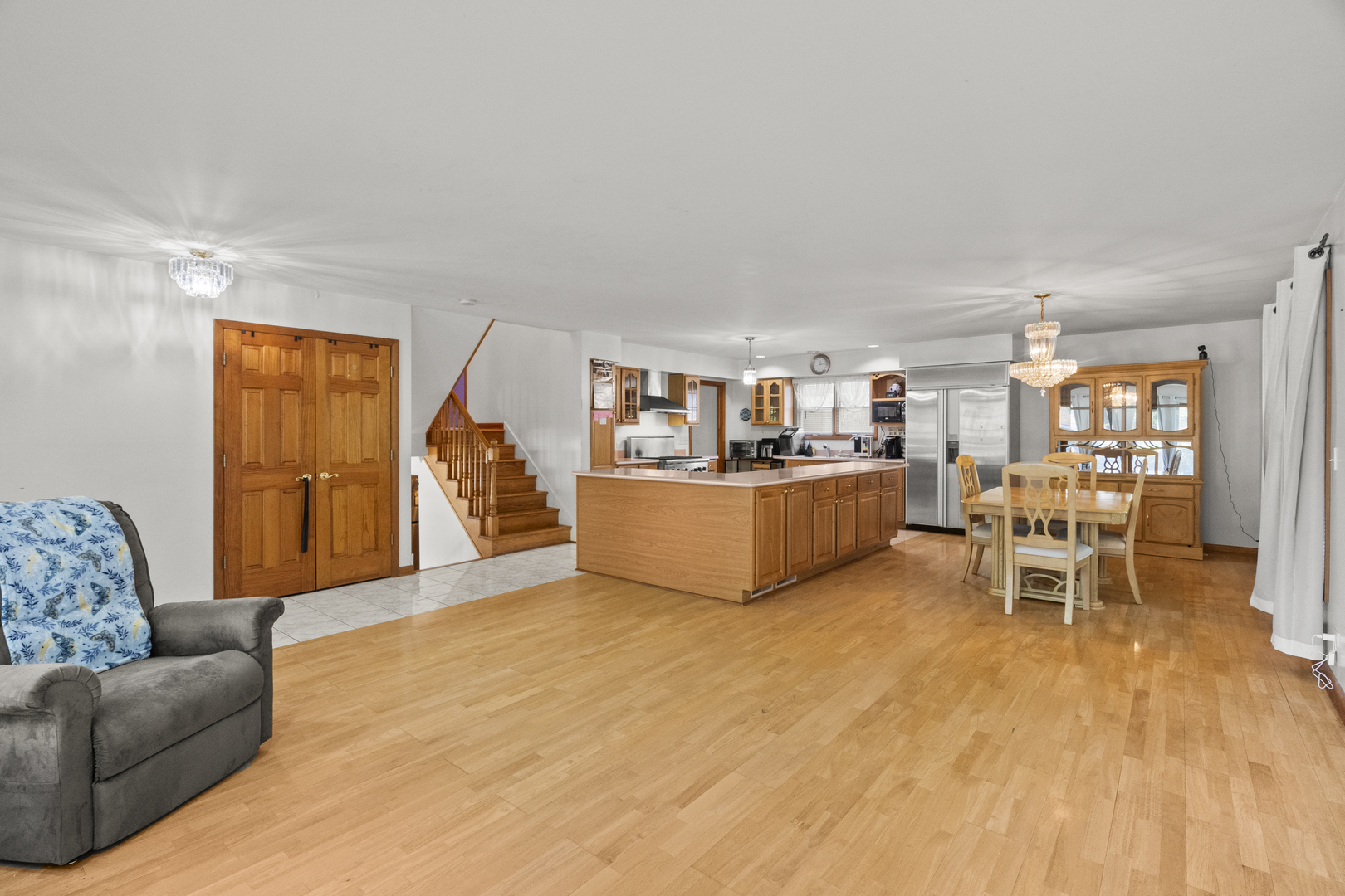 4053 Kirk Street, Skokie, IL 60076