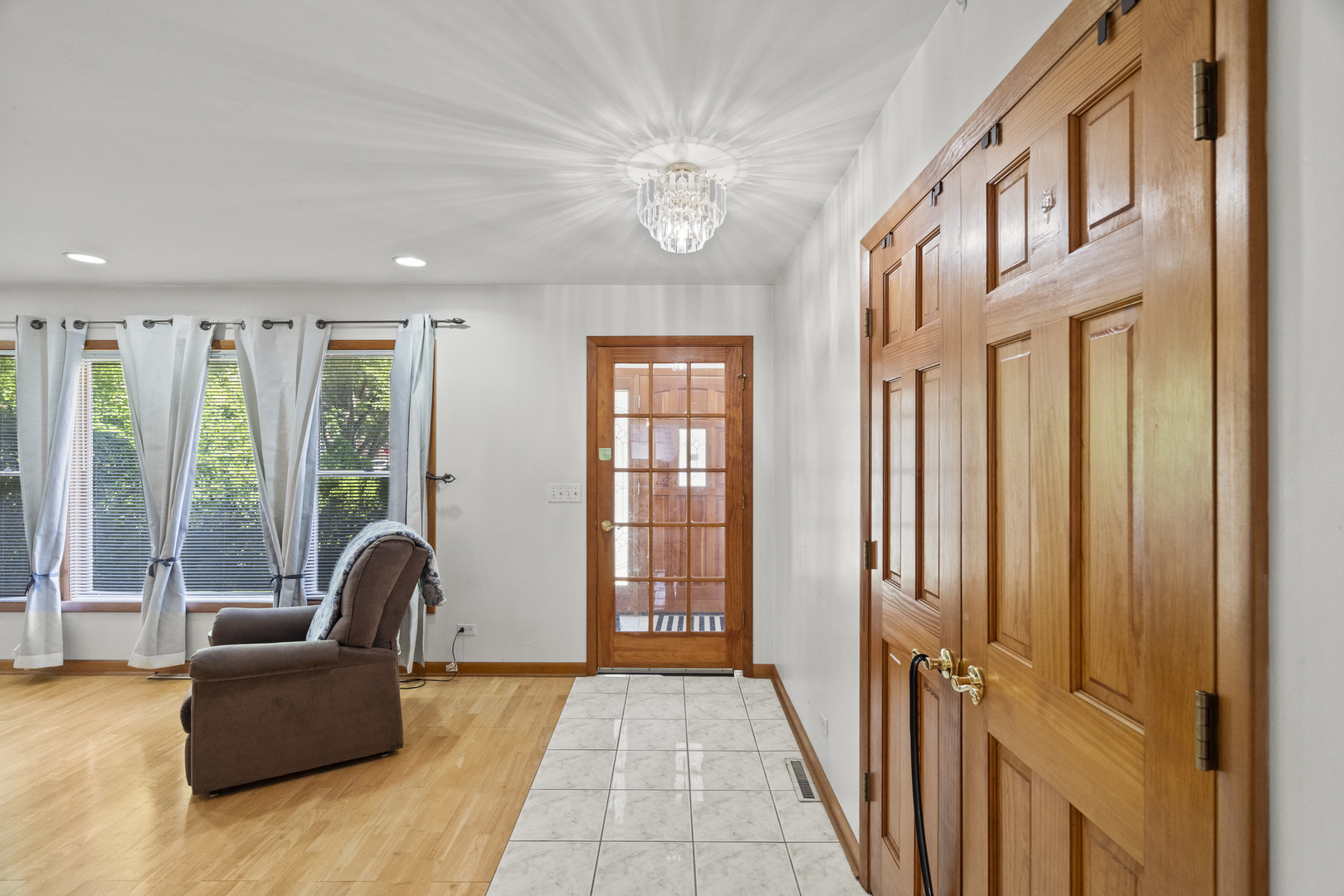 4053 Kirk Street, Skokie, IL 60076