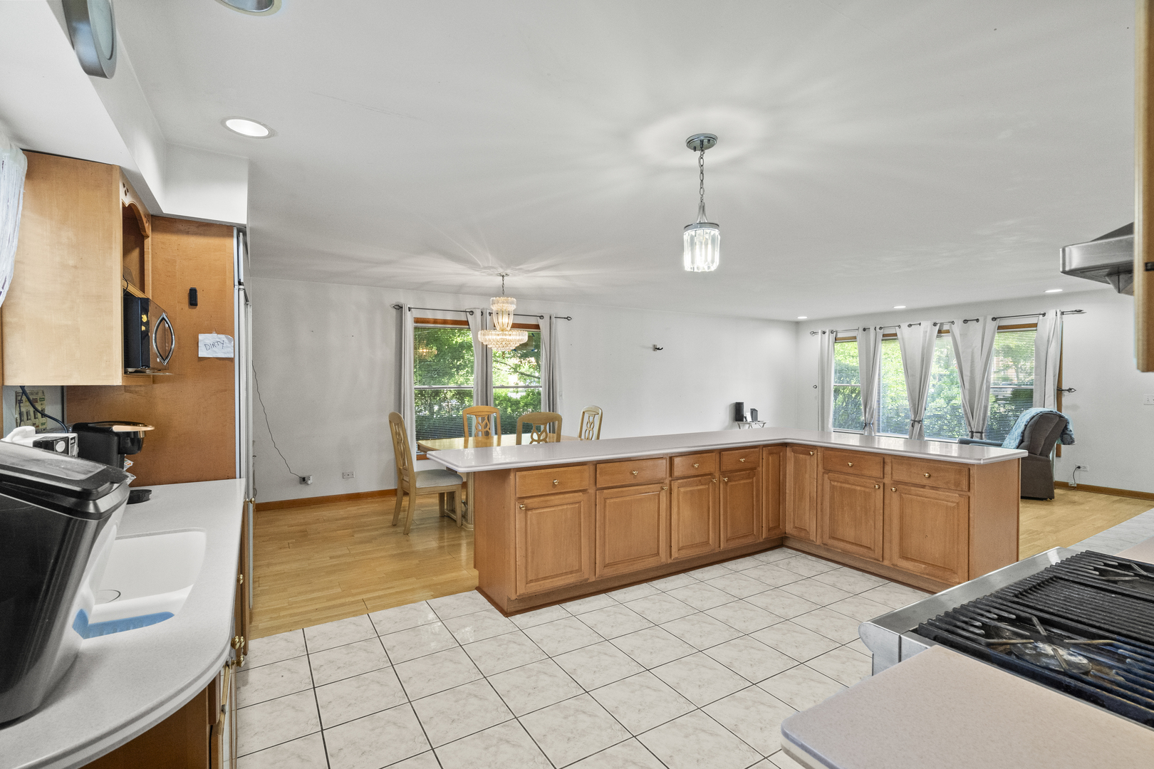 4053 Kirk Street, Skokie, IL 60076