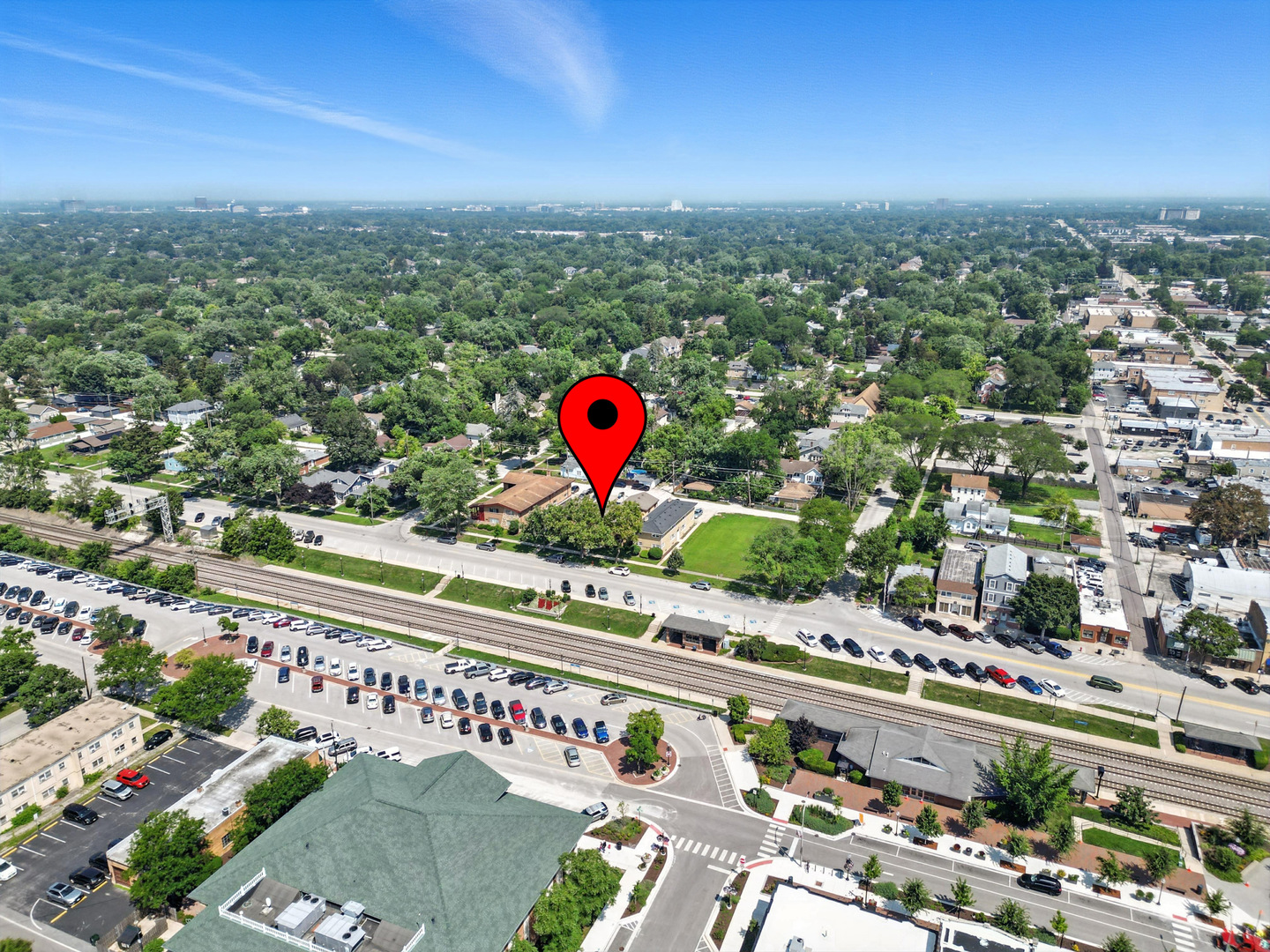 32 W BURLINGTON Avenue, Westmont, IL 60559