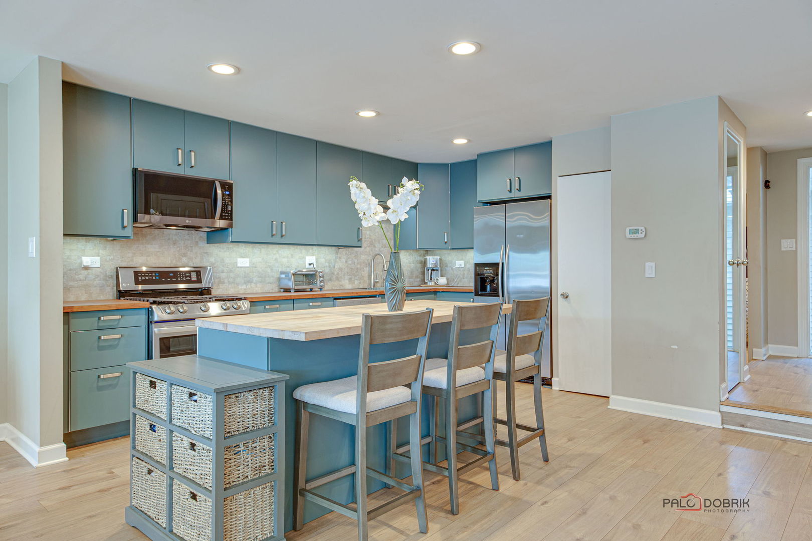 645 Martin Lane, Deerfield, IL 60015