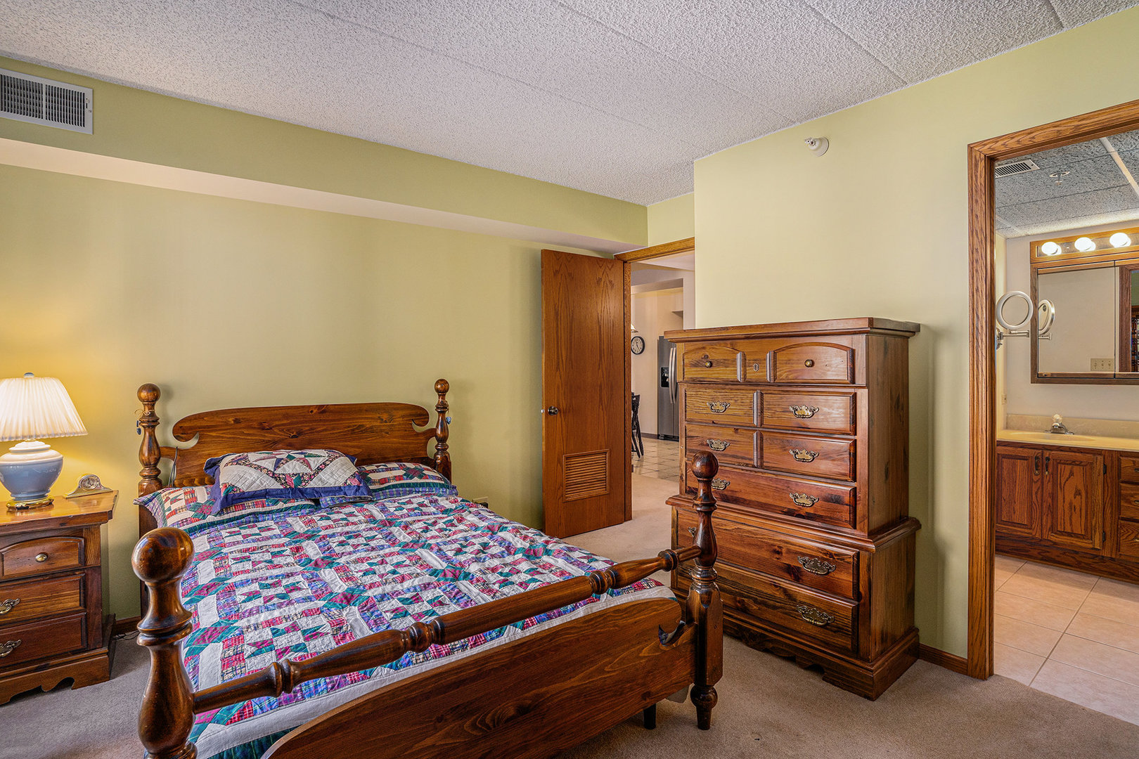3620 186th Street #203, Lansing, IL 60438