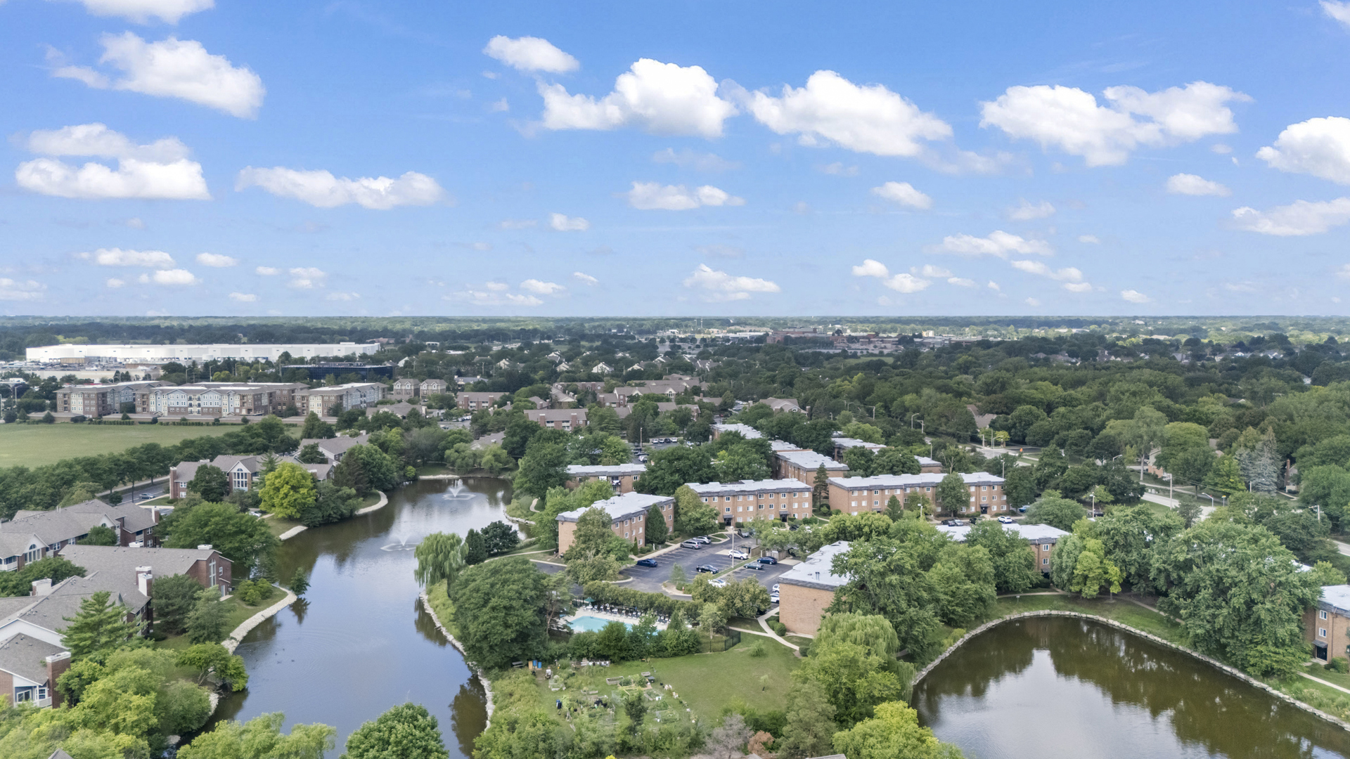 900 Casey Court #27-06, Schaumburg, IL 60173