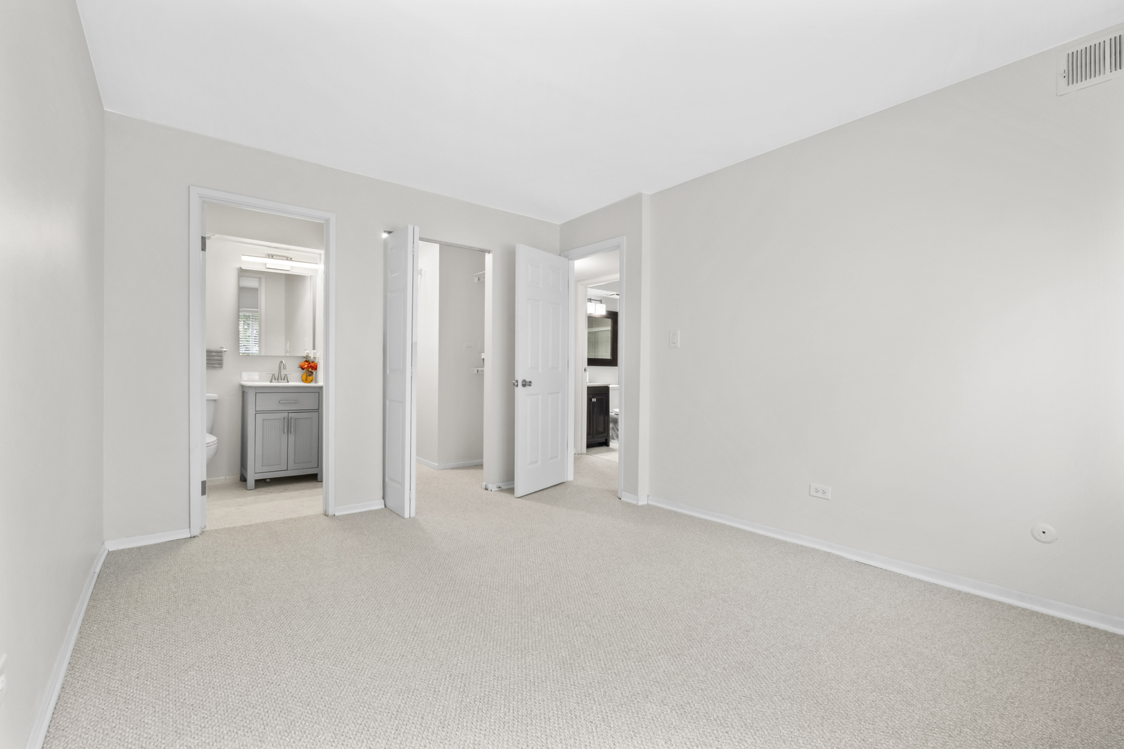 900 Casey Court #27-06, Schaumburg, IL 60173