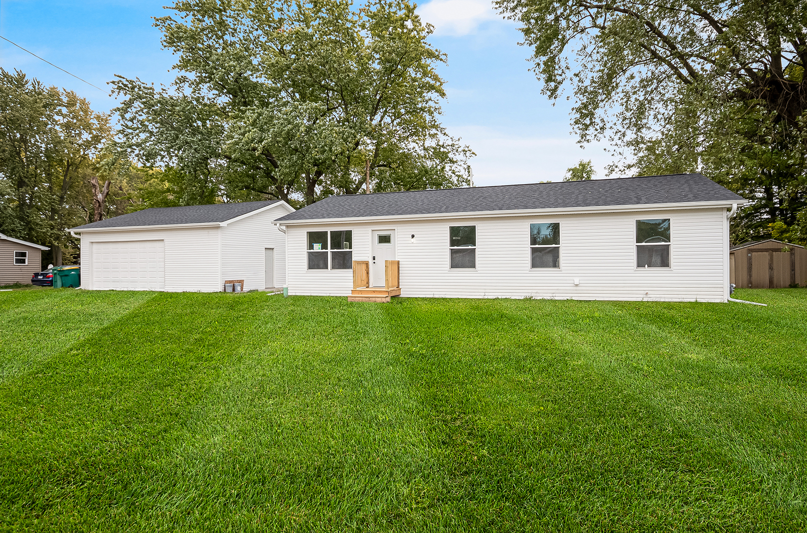 145 E Elm Street, Braidwood, IL 60408