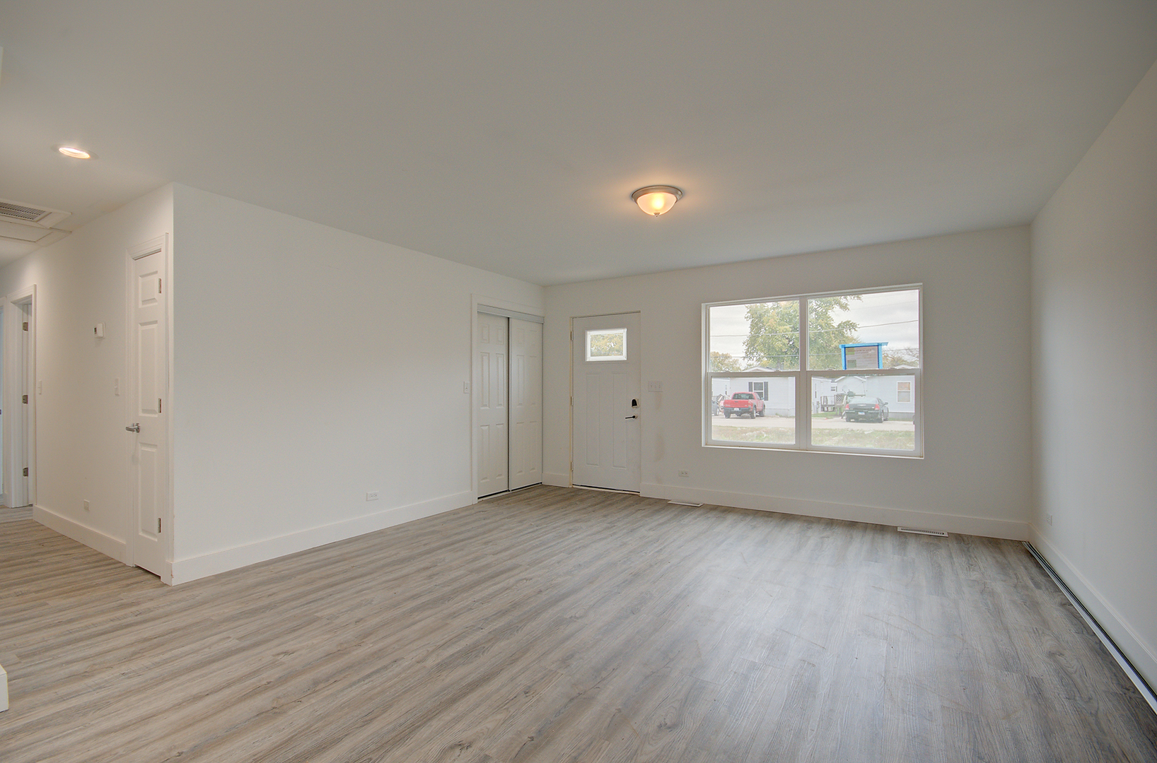 145 E Elm Street, Braidwood, IL 60408