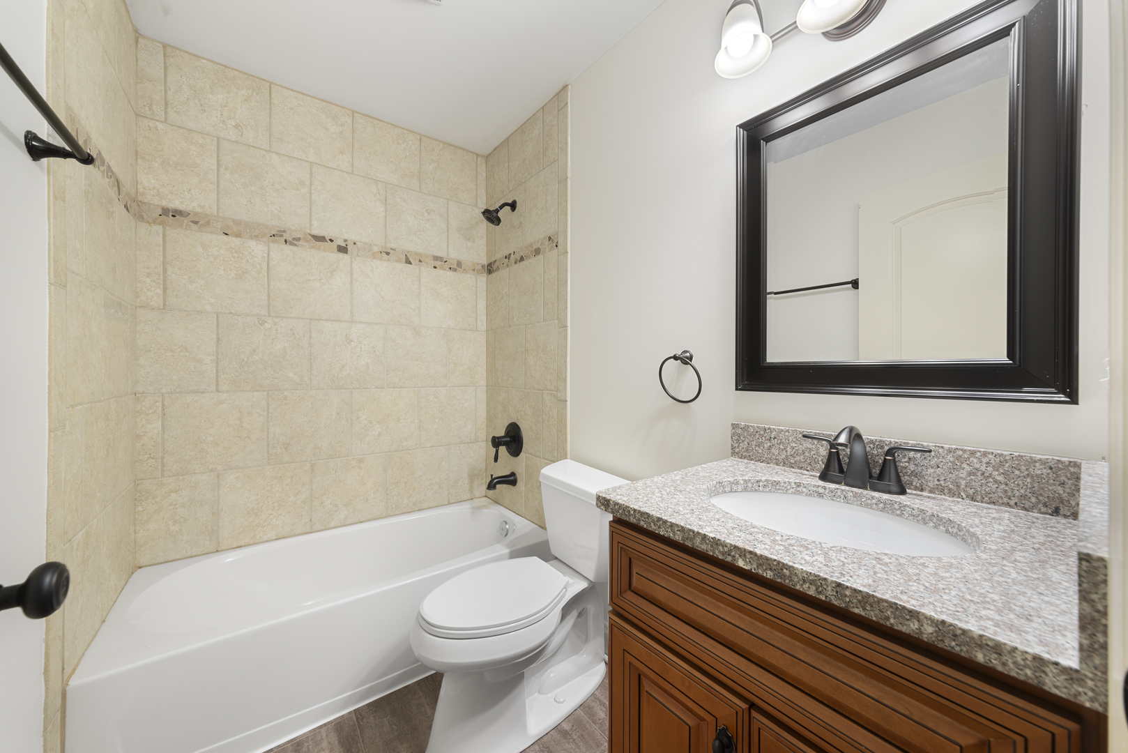 1532 Lakeridge Court, Mundelein, IL 60060