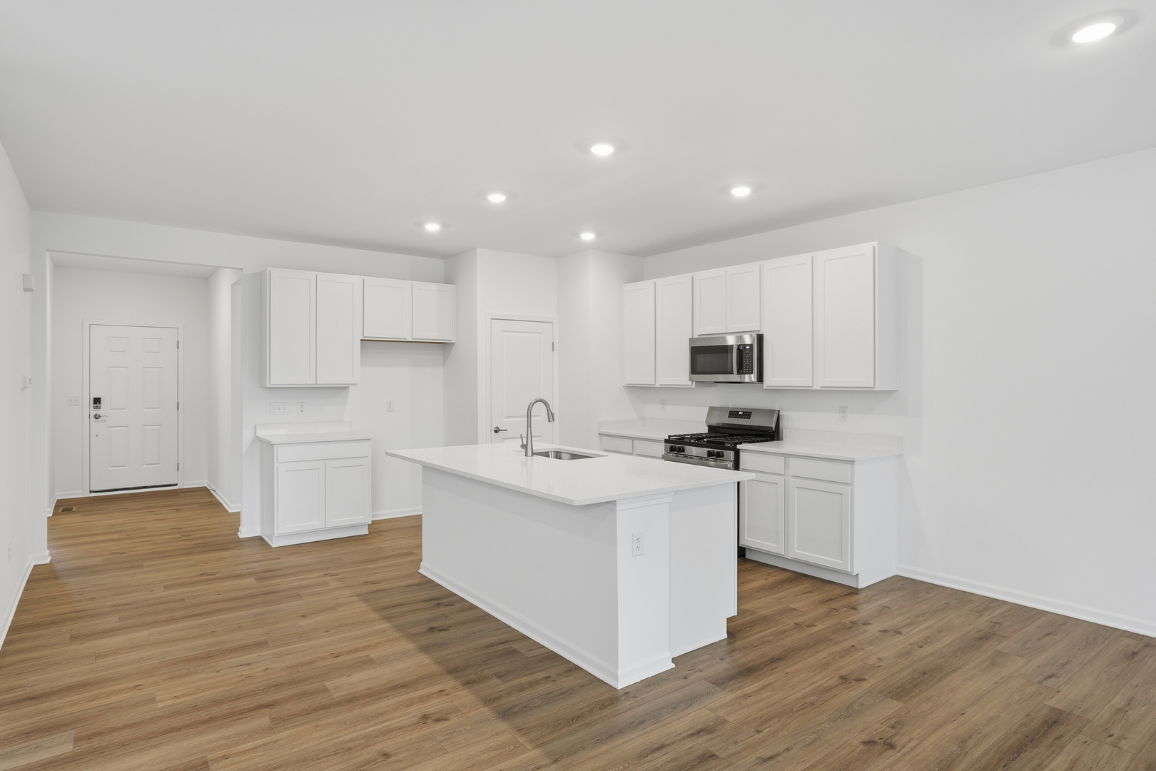 3839 Riverwoods Drive, Woodstock, IL 60098