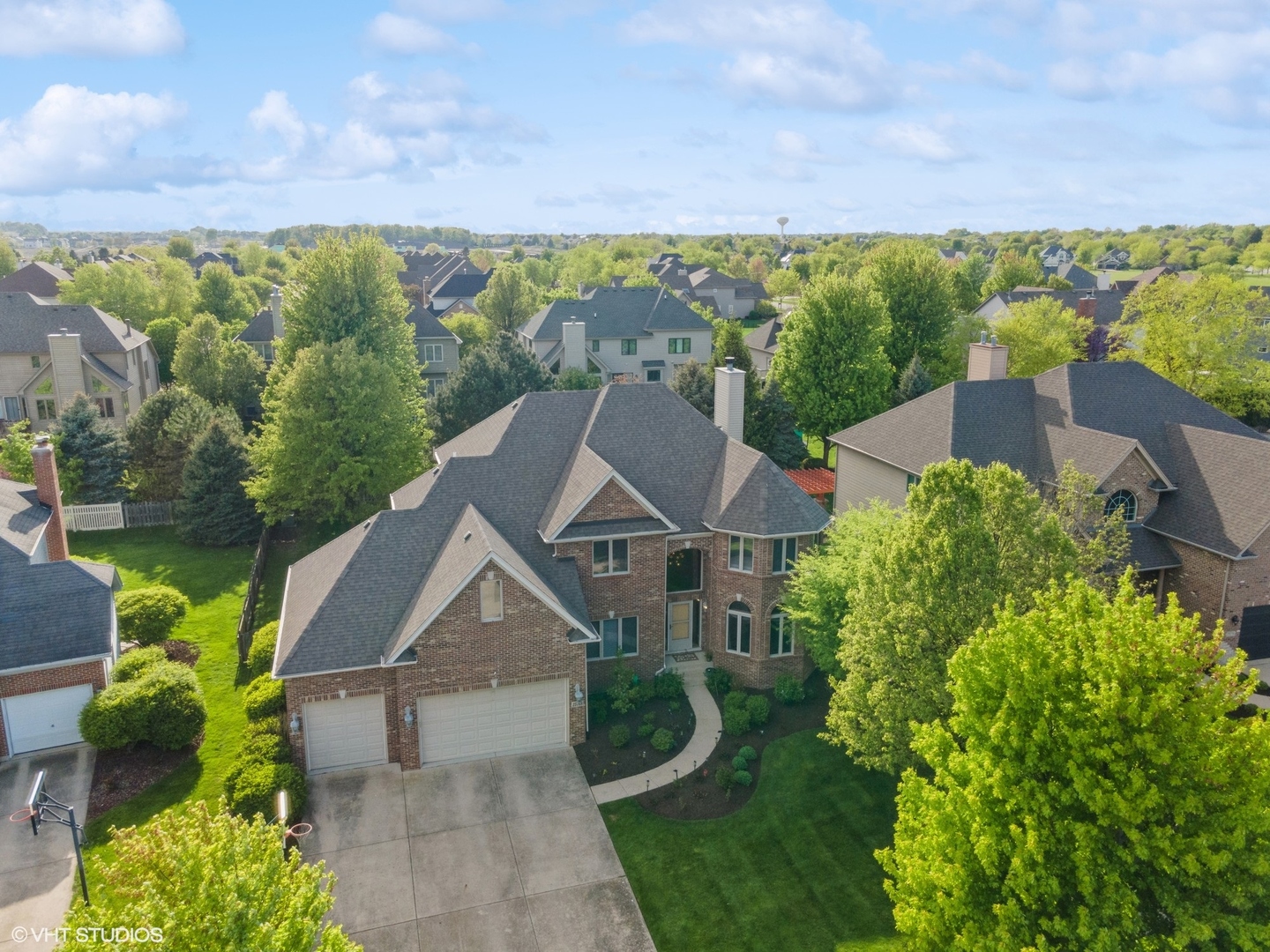 25738 W Sunnymere Drive, Plainfield, IL 60585