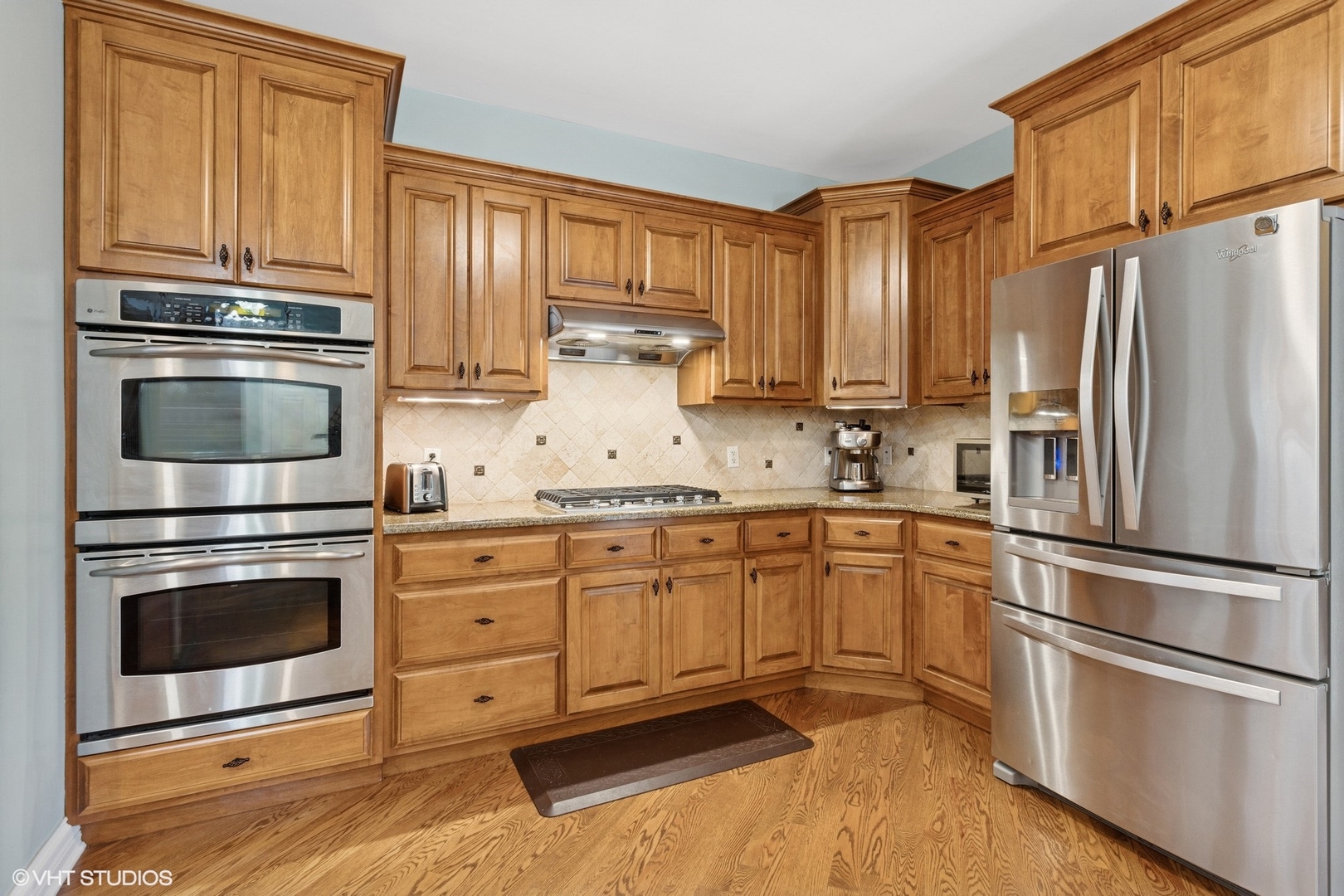 25738 W Sunnymere Drive, Plainfield, IL 60585