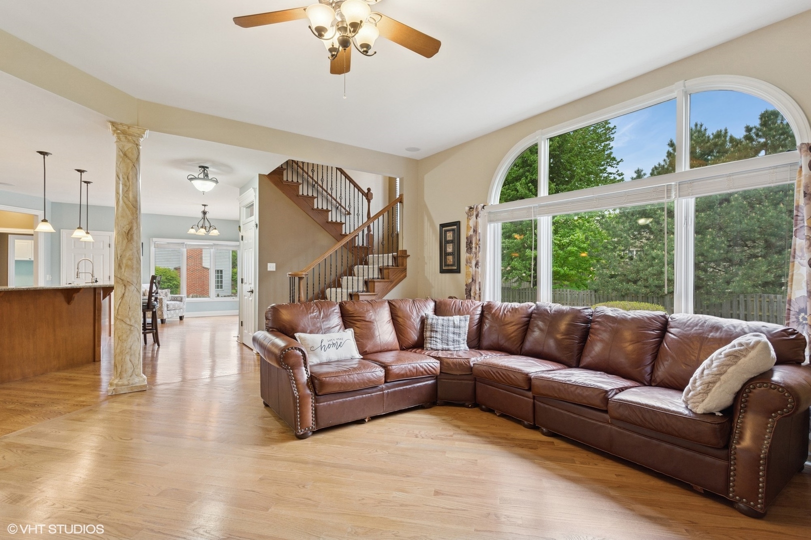 25738 W Sunnymere Drive, Plainfield, IL 60585