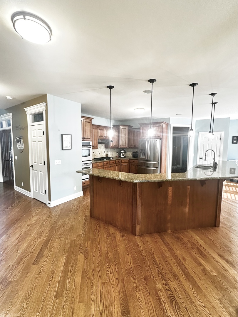 25738 W Sunnymere Drive, Plainfield, IL 60585