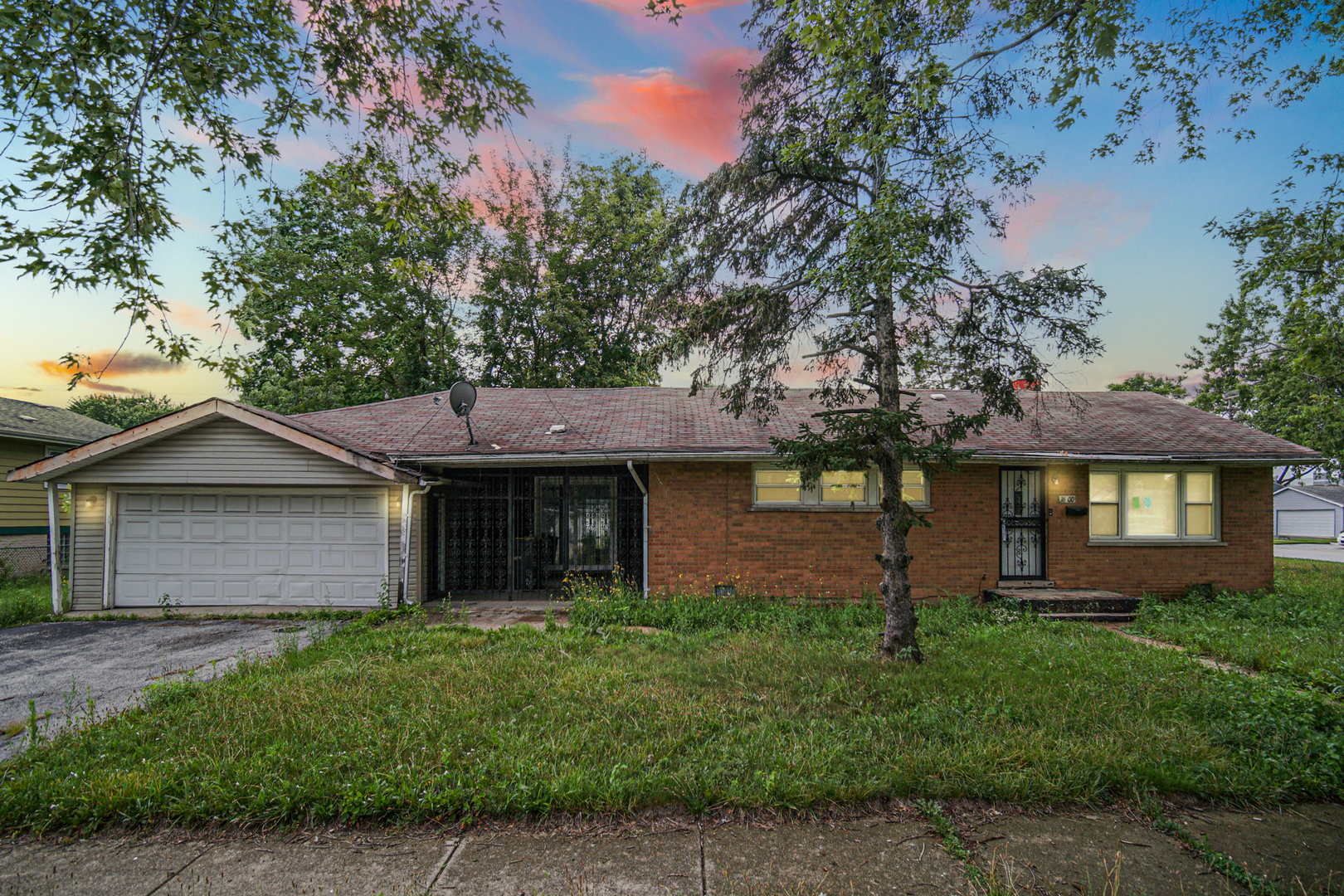 16300 Winchester Avenue, Markham, IL 60426