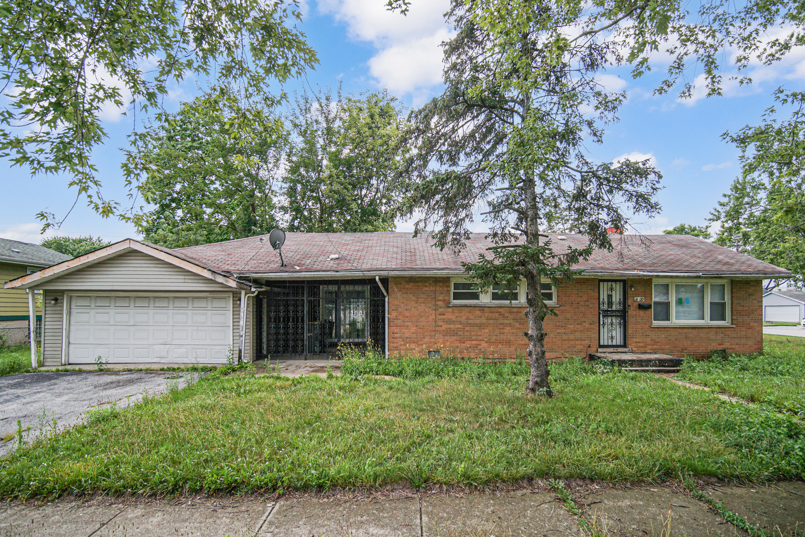 16300 Winchester Avenue, Markham, IL 60426