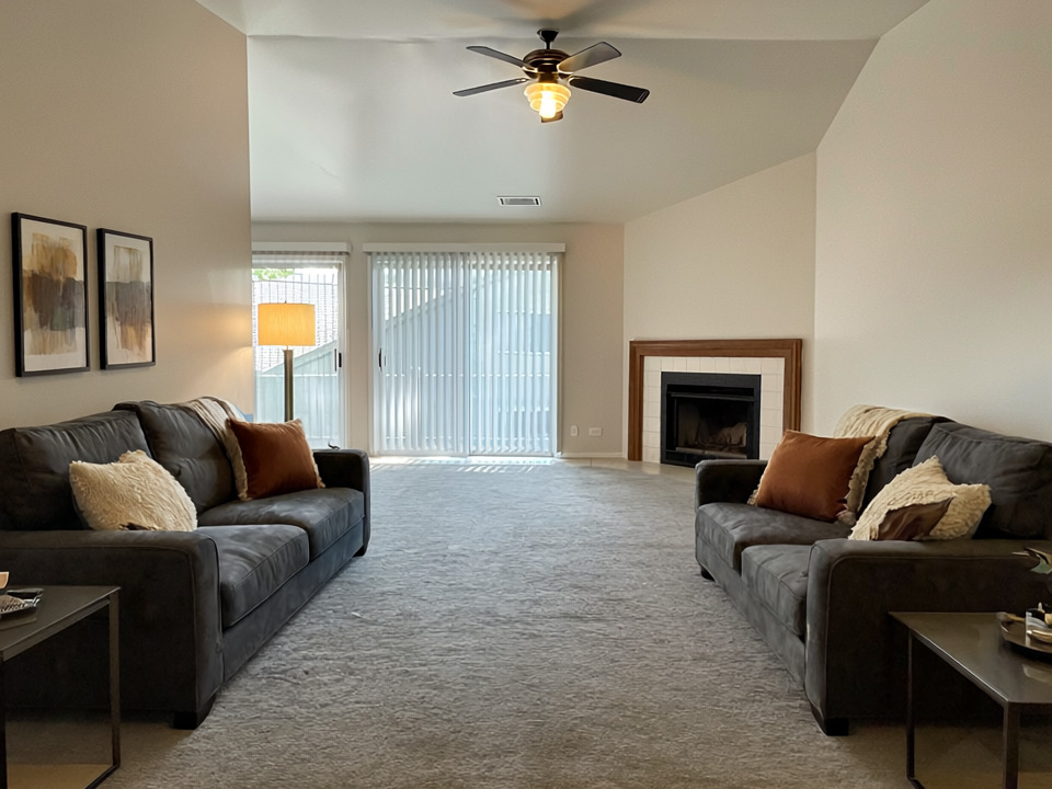 151 Brookston Drive #A2, Schaumburg, IL 60193