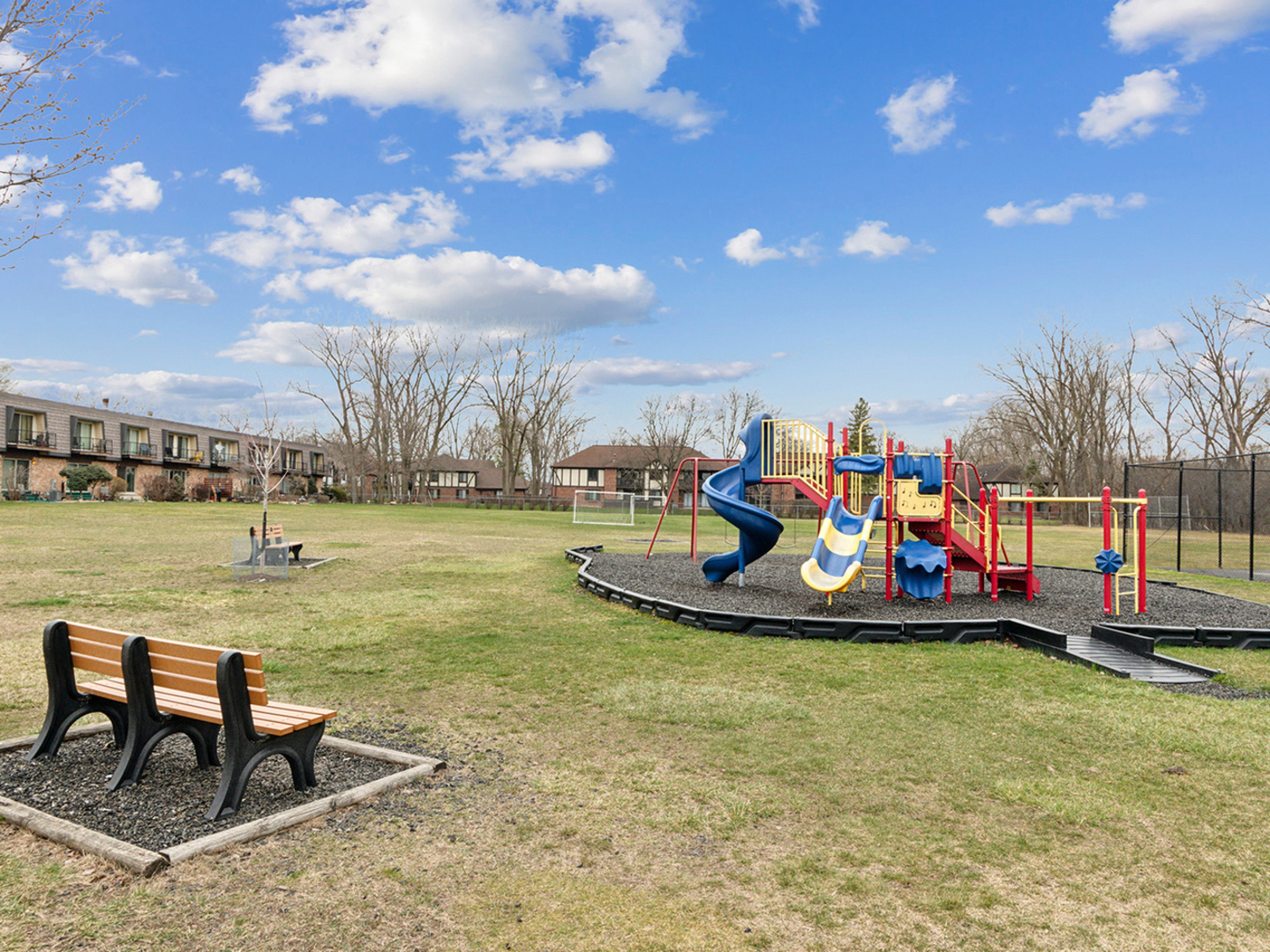 10 Cour Masson, Palos Hills, IL 60465
