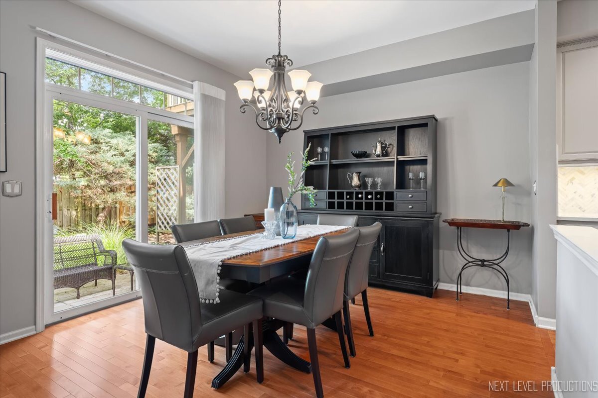 1379 Danada Court, Naperville, IL 60563