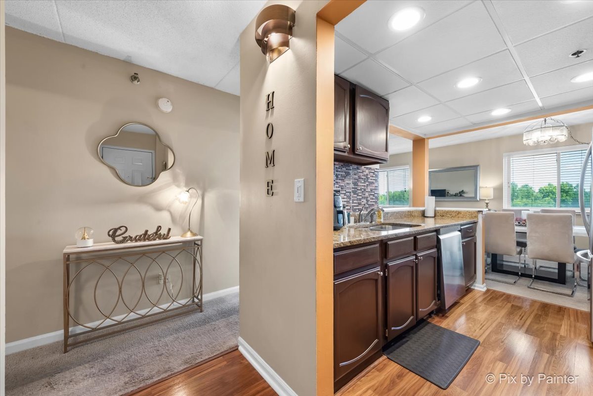 1 Bloomingdale Place #608, Bloomingdale, IL 60108