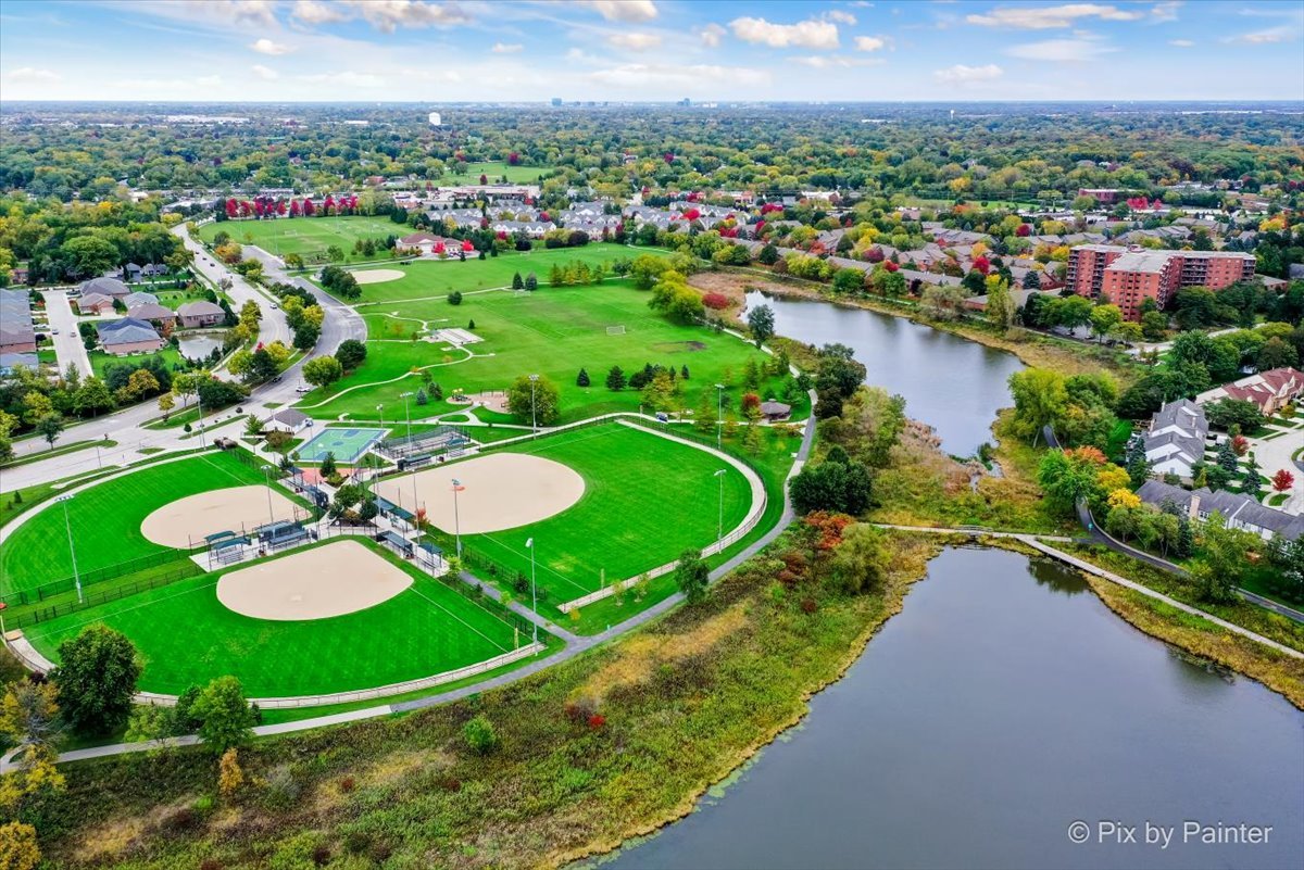 1 Bloomingdale Place #608, Bloomingdale, IL 60108