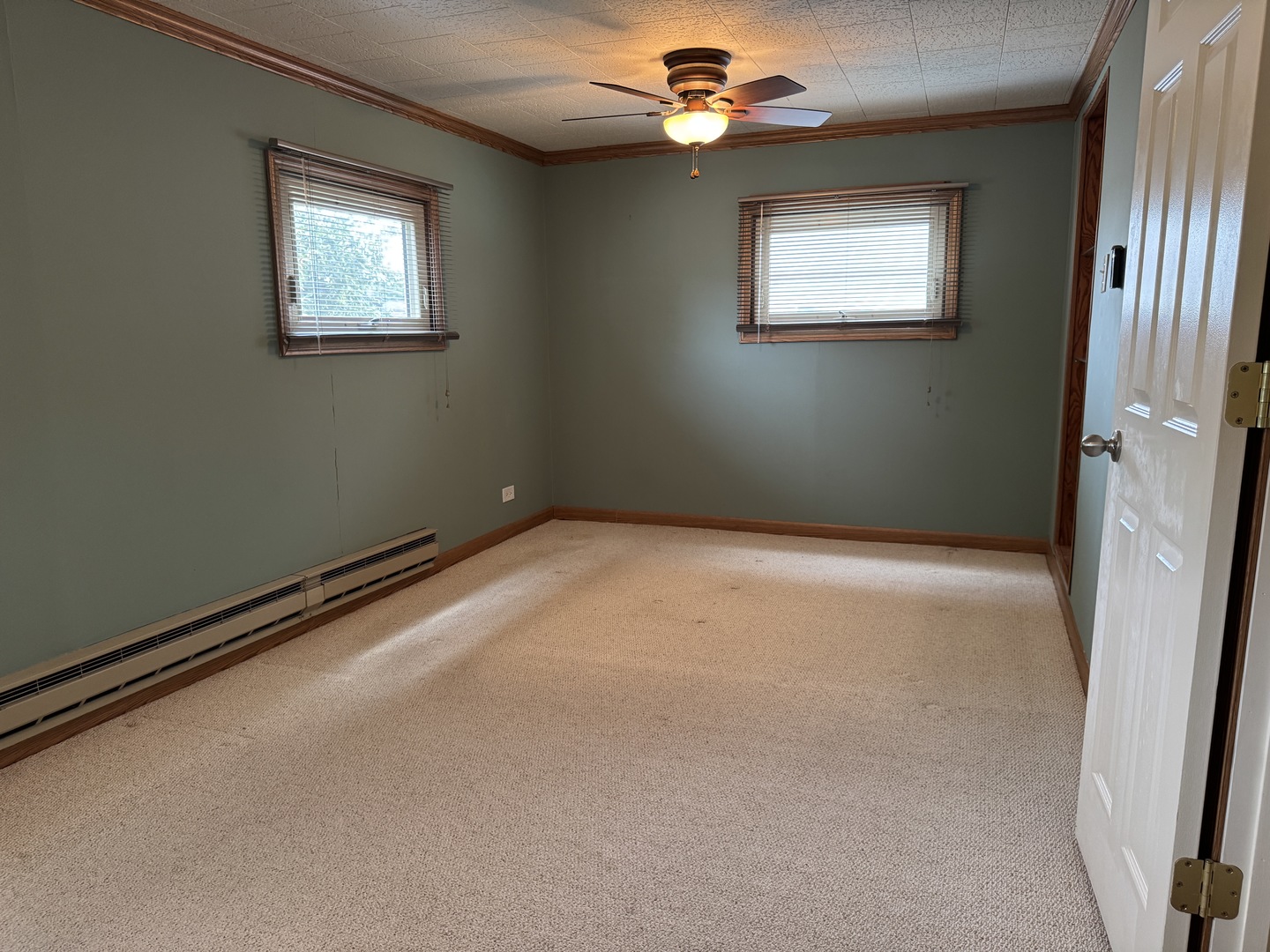 7805 W Farragut Avenue, Chicago, IL 60656