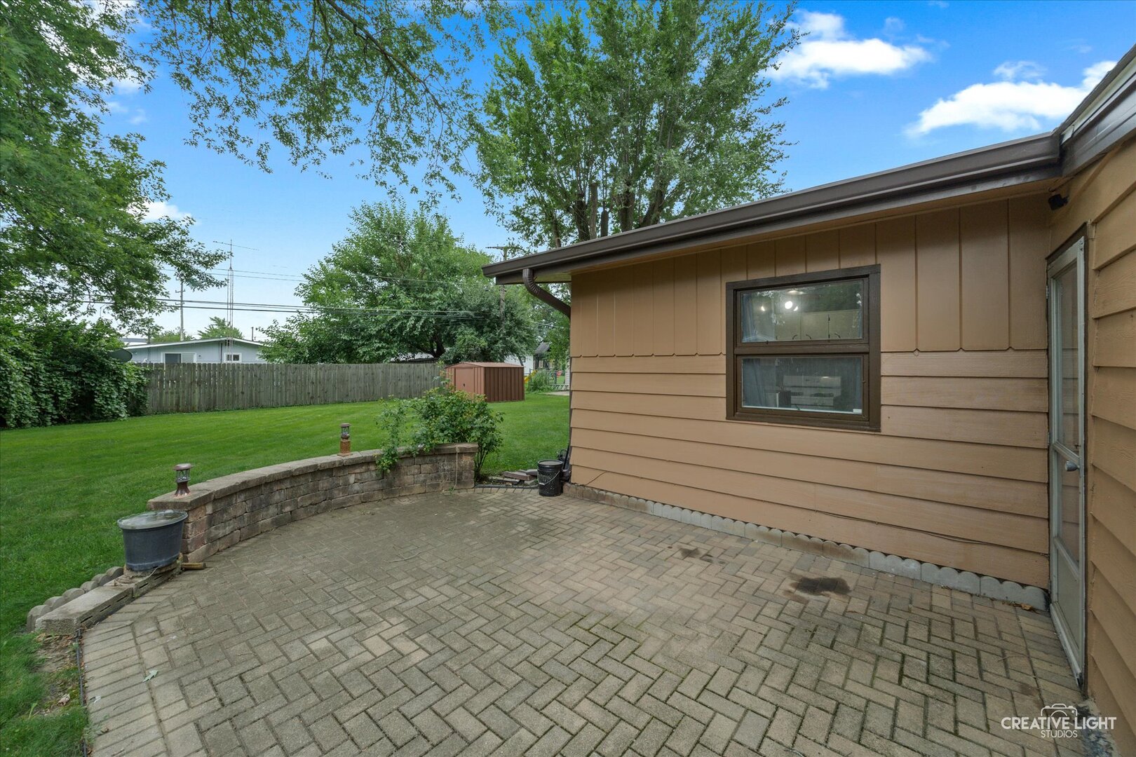 326 John Street, North Aurora, IL 60542